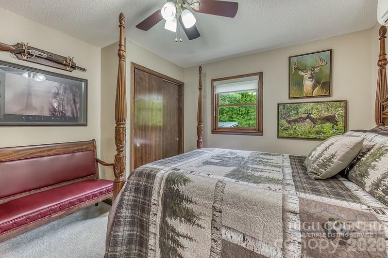 76 Whispering Pine Loop — Newland