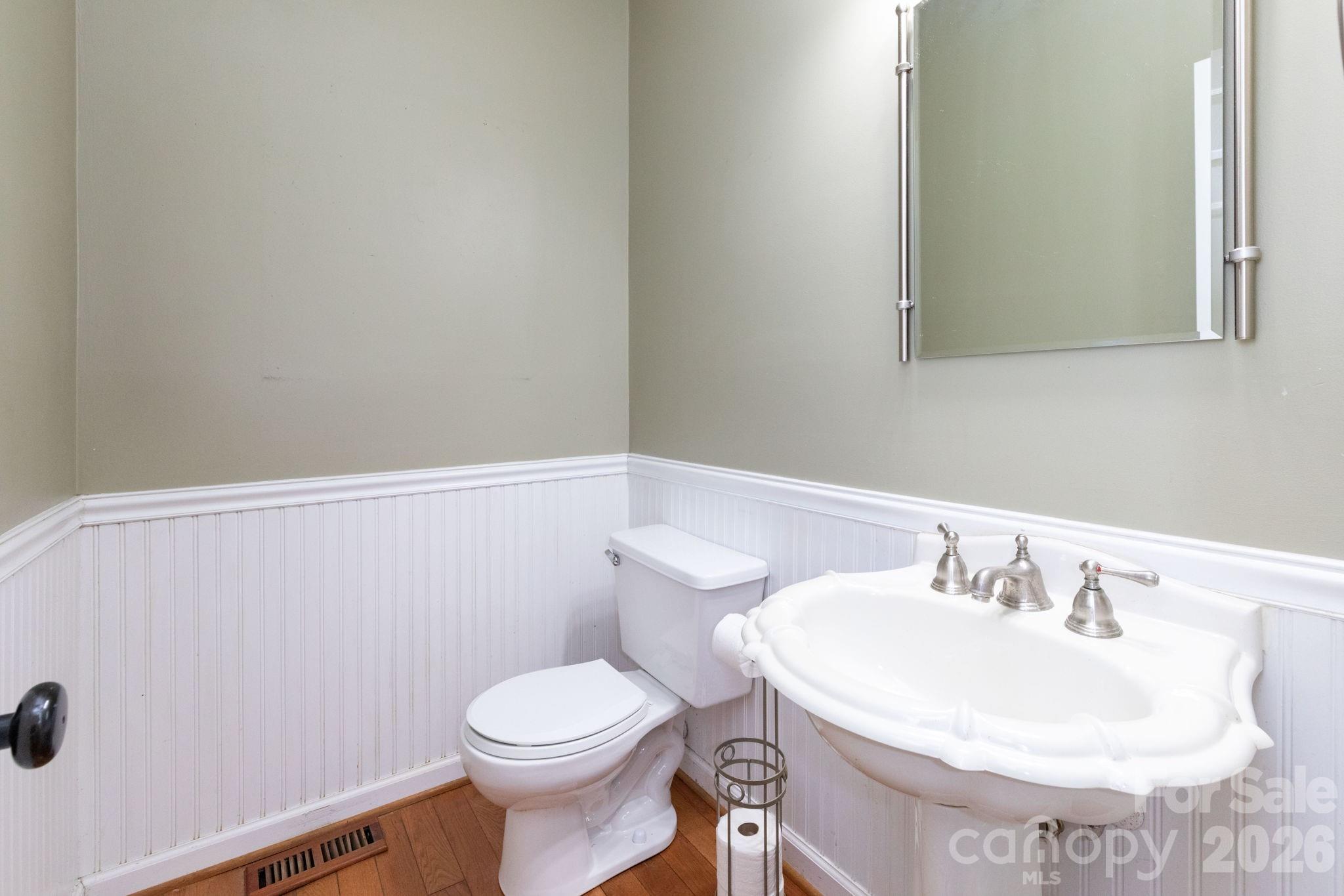 2507 Ashley Court — Belmont
