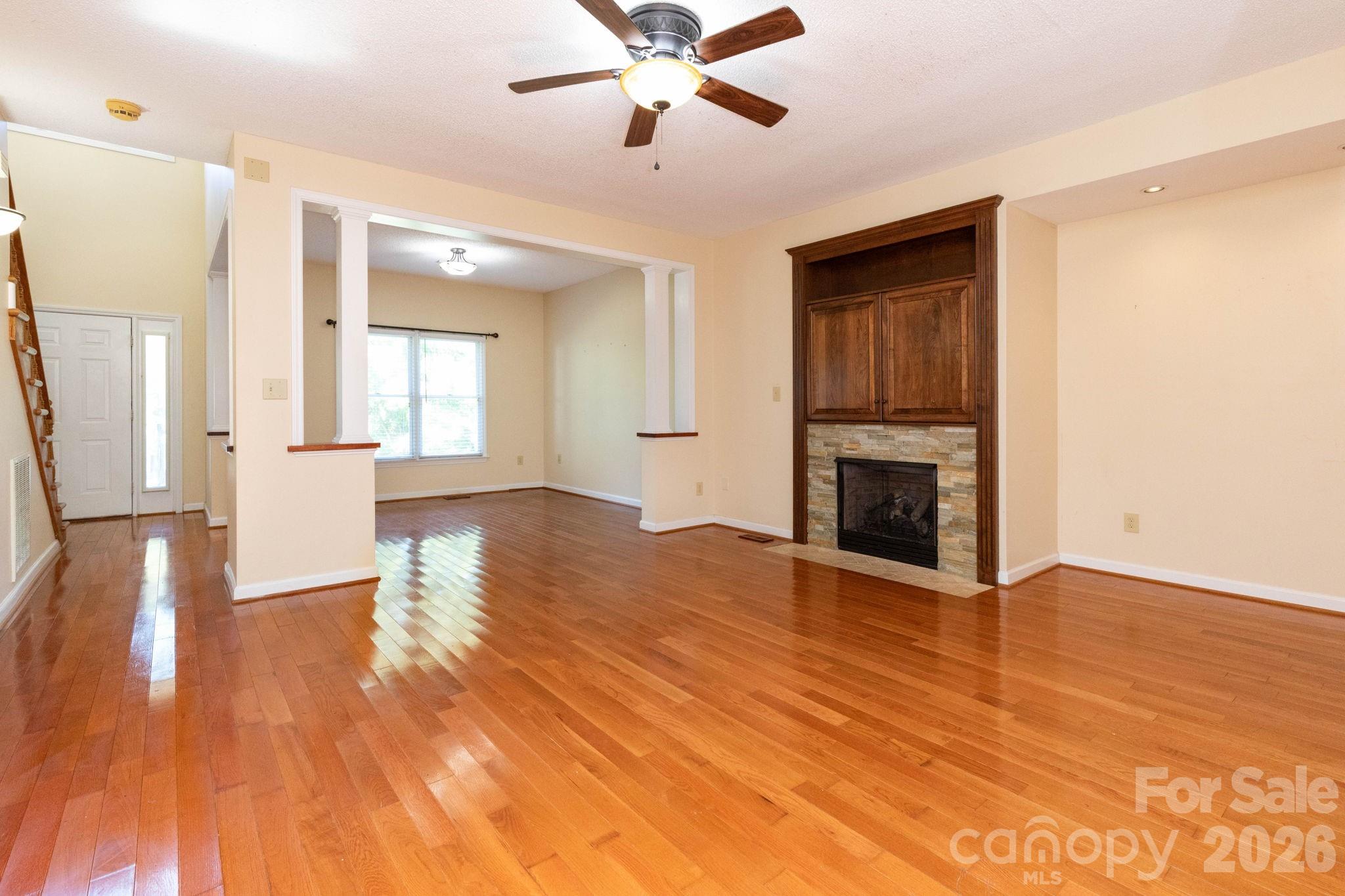 2507 Ashley Court — Belmont