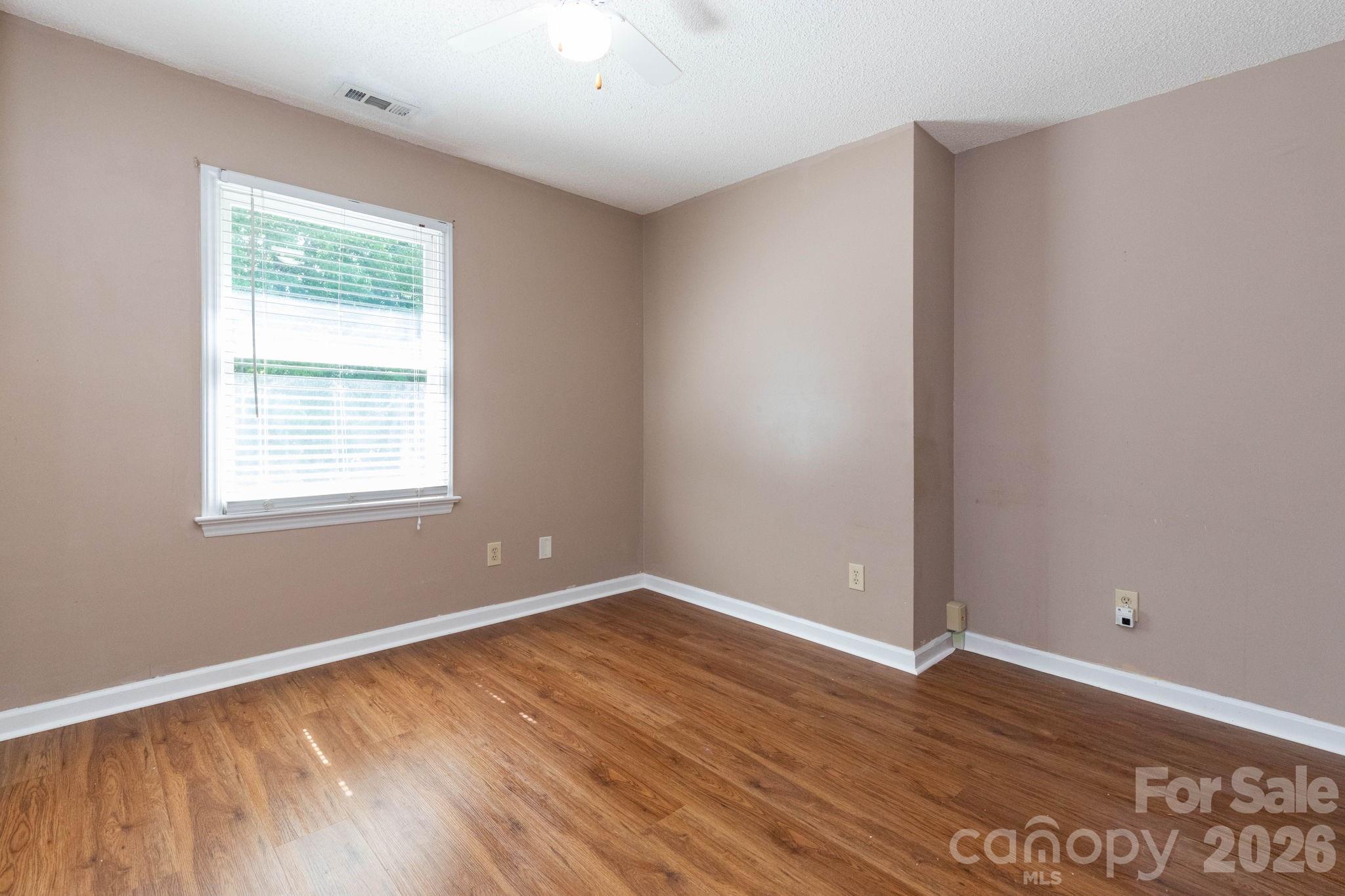 2507 Ashley Court — Belmont