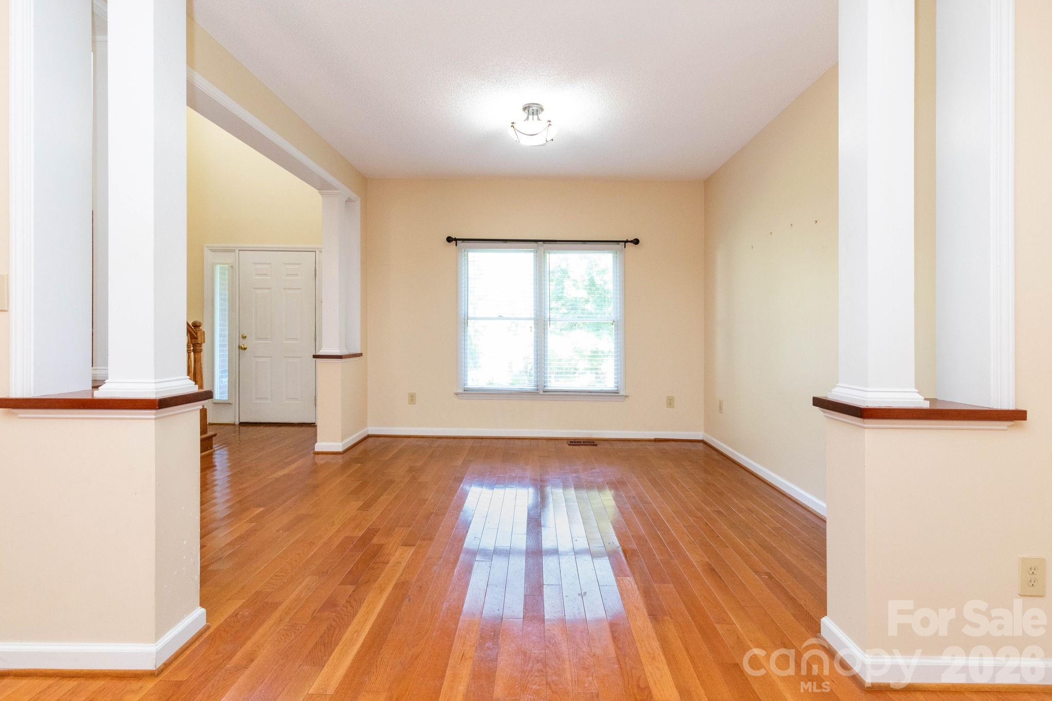 2507 Ashley Court — Belmont