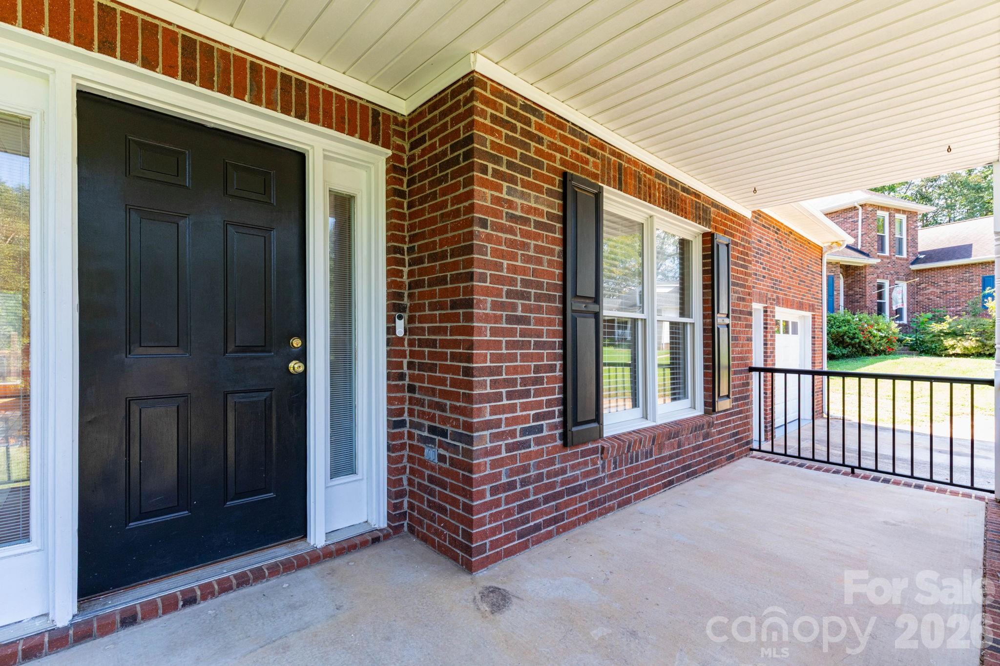 2507 Ashley Court — Belmont