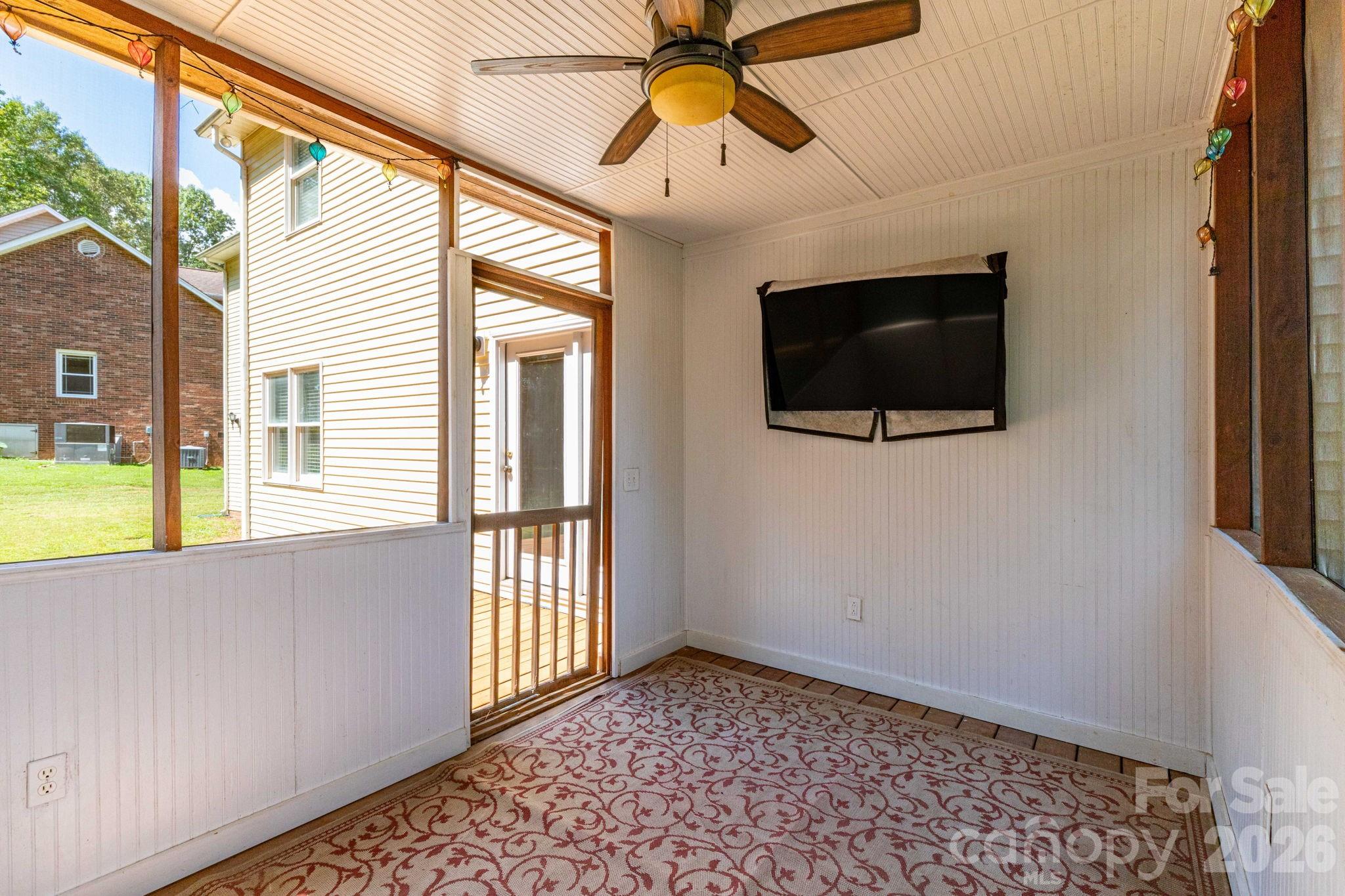 2507 Ashley Court — Belmont