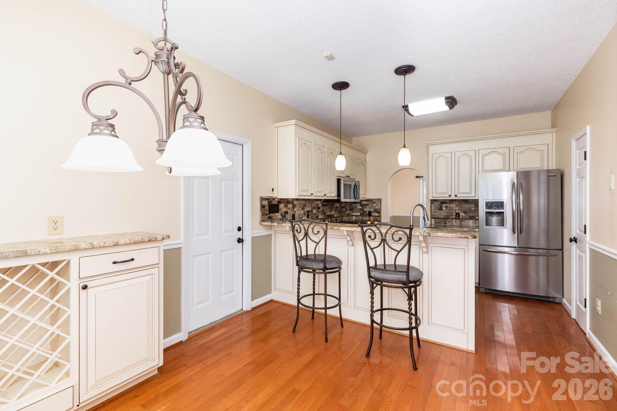2507 Ashley Court — Belmont