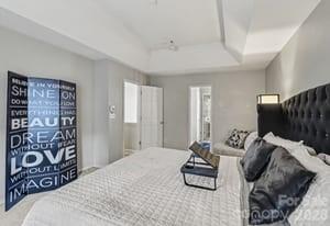 5616 Linda Vista Lane — Charlotte