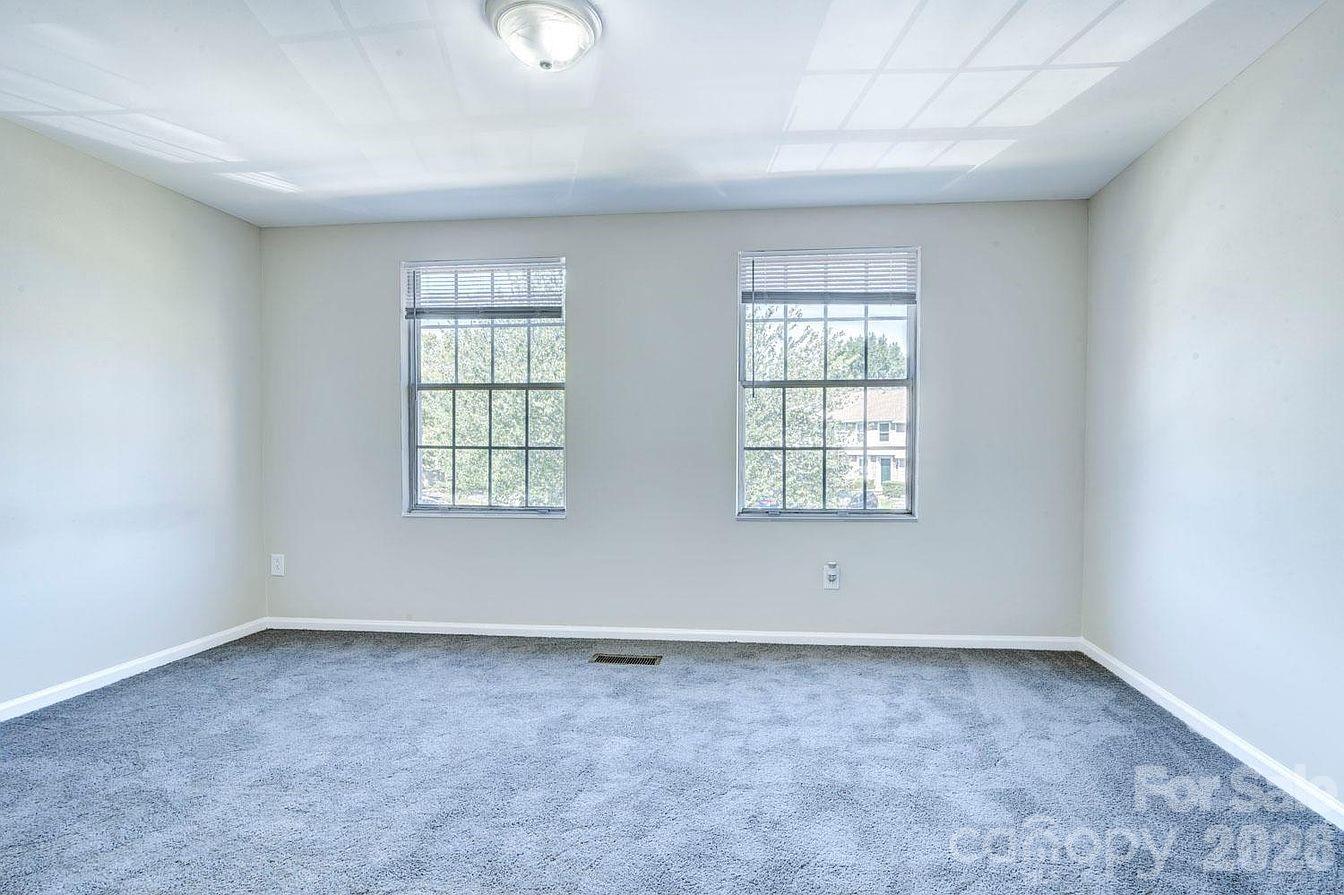 9604 Vinca Circle — Charlotte