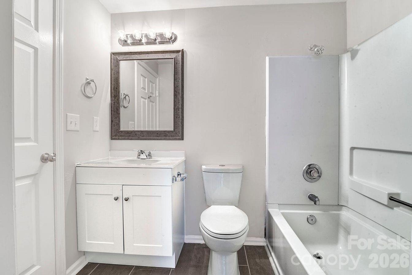 9604 Vinca Circle — Charlotte