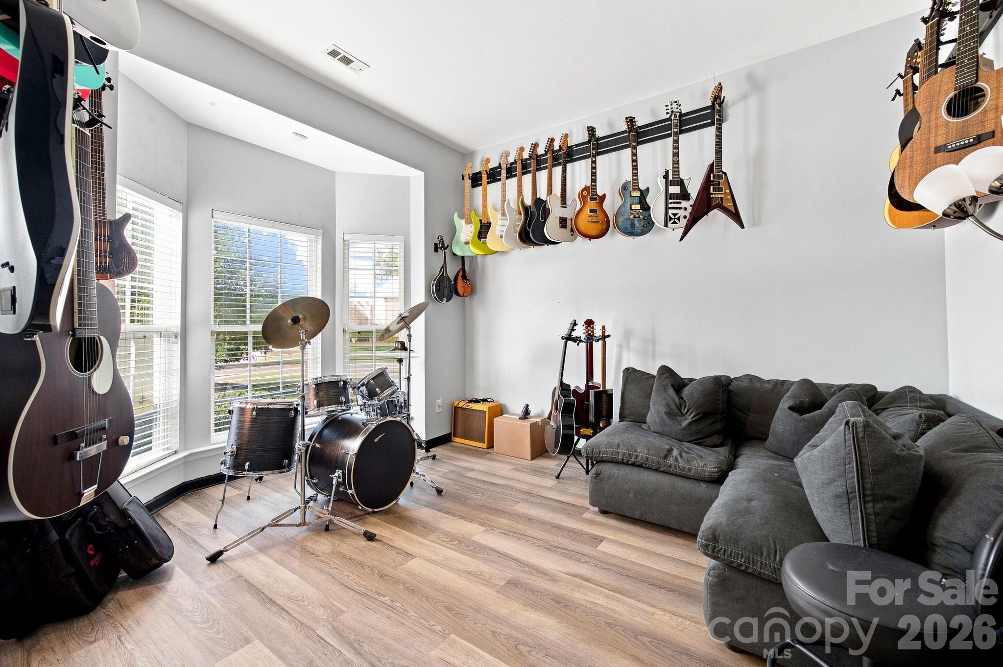 9900 Tufts Drive — Mint Hill