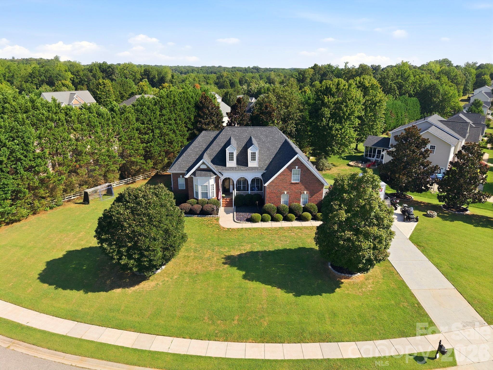 9900 Tufts Drive — Mint Hill