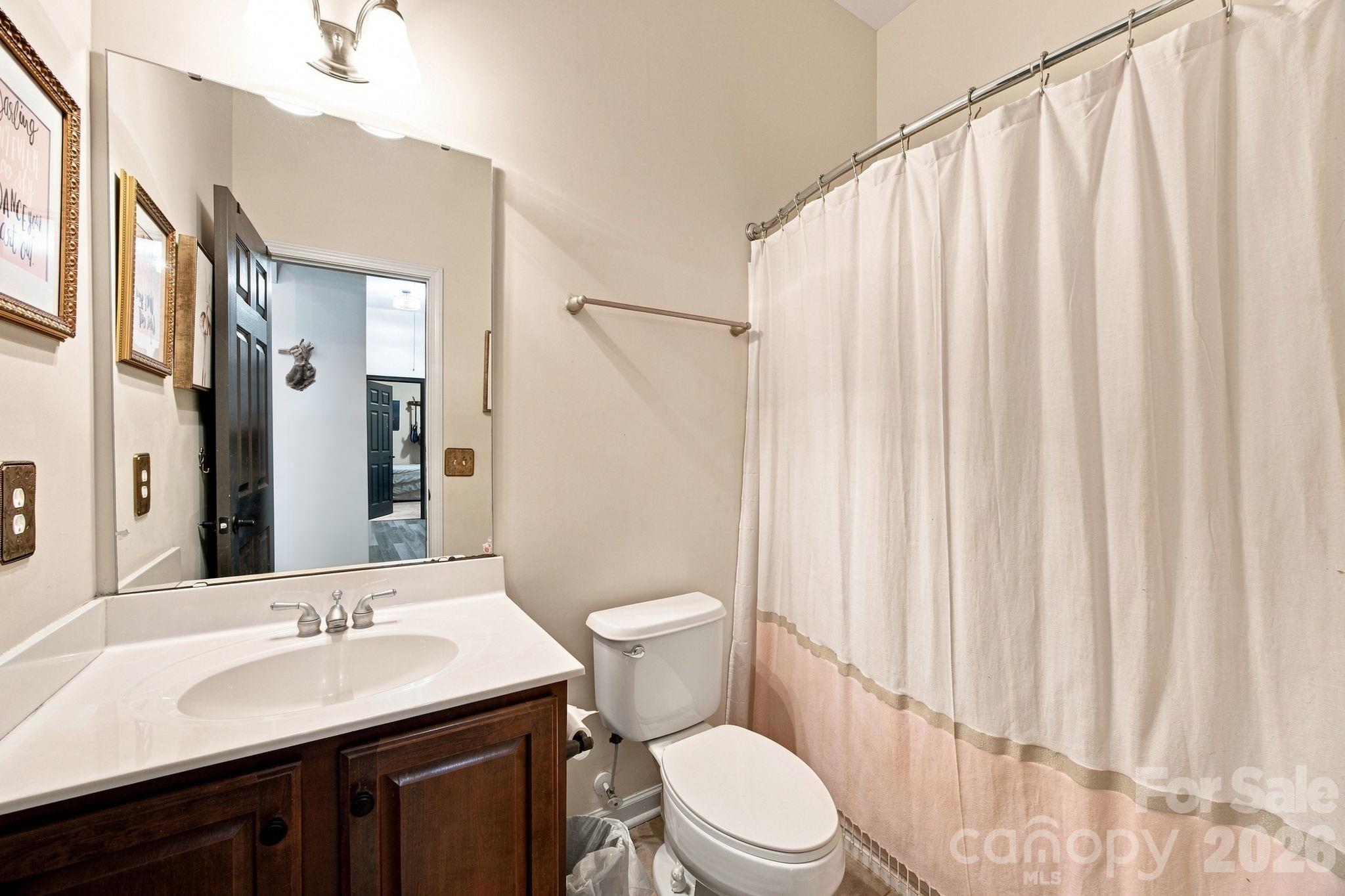 9900 Tufts Drive — Mint Hill