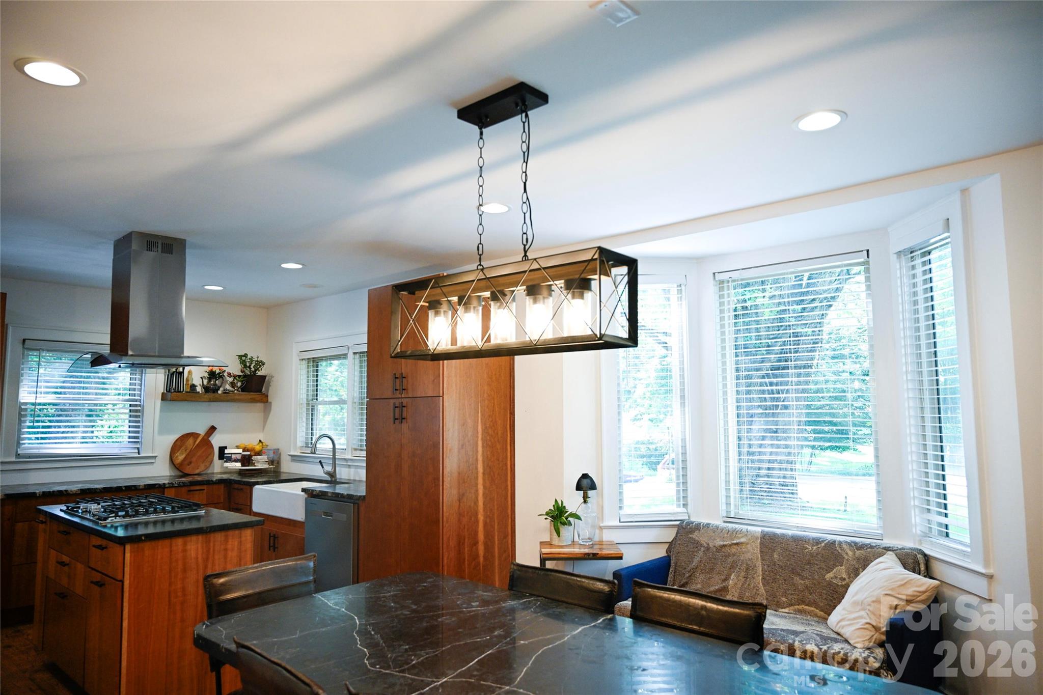 920 Sand Hill Road — Asheville