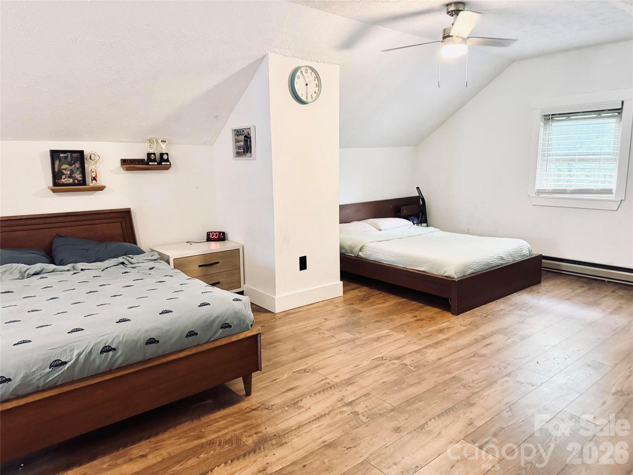 920 Sand Hill Road — Asheville