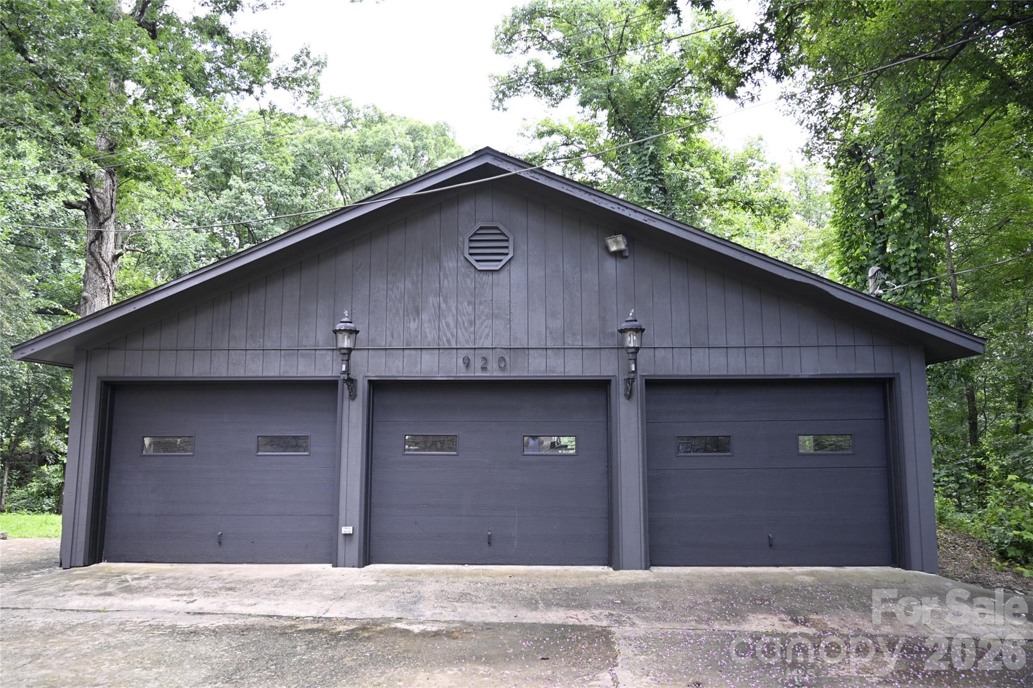 920 Sand Hill Road — Asheville