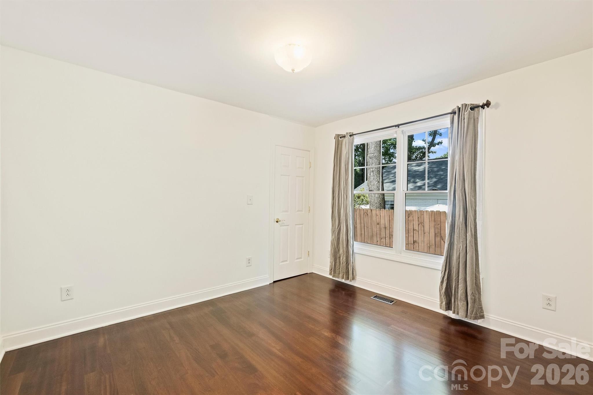 1518 Pecan Avenue — Charlotte