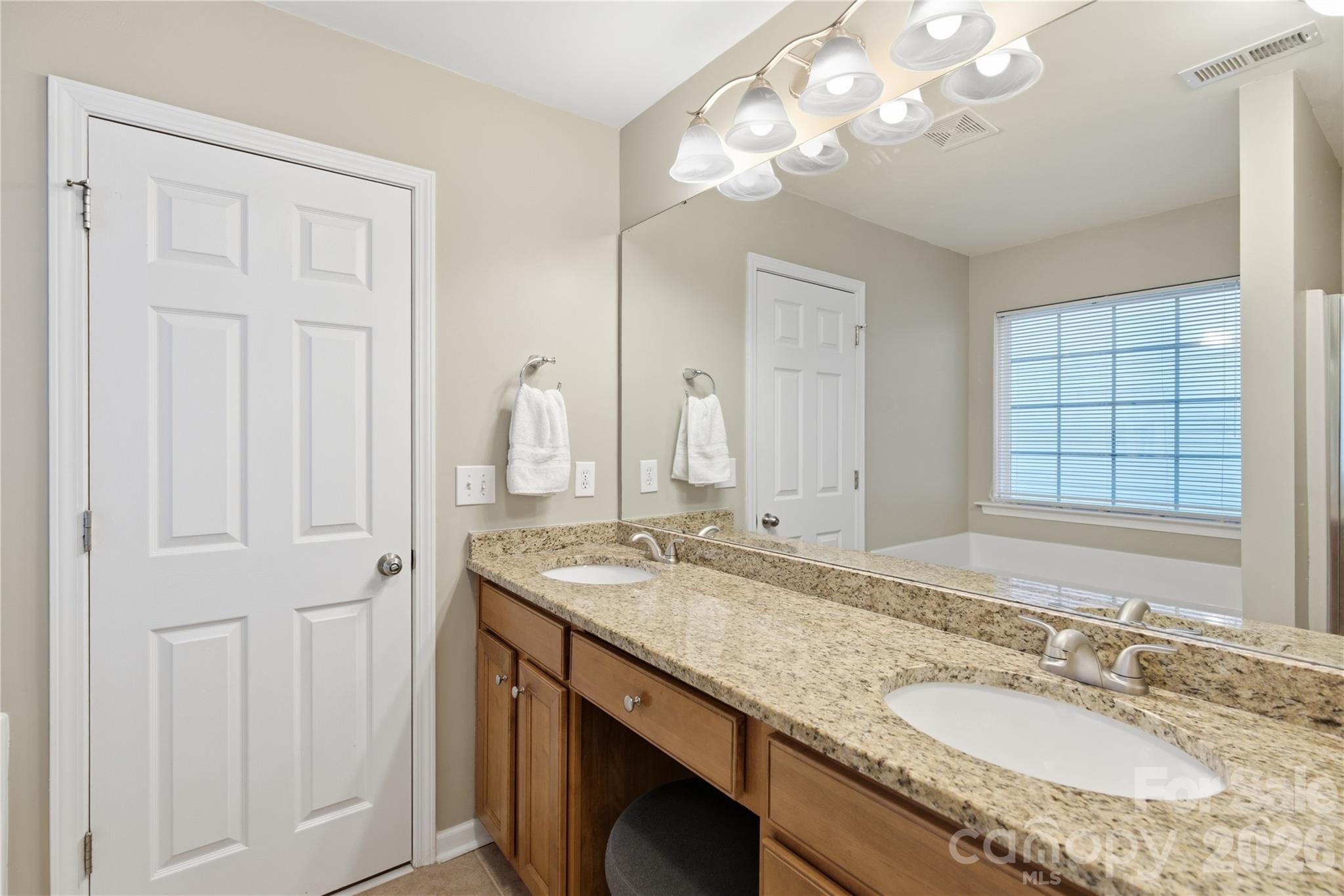 9533 Brighthaven Lane — Charlotte