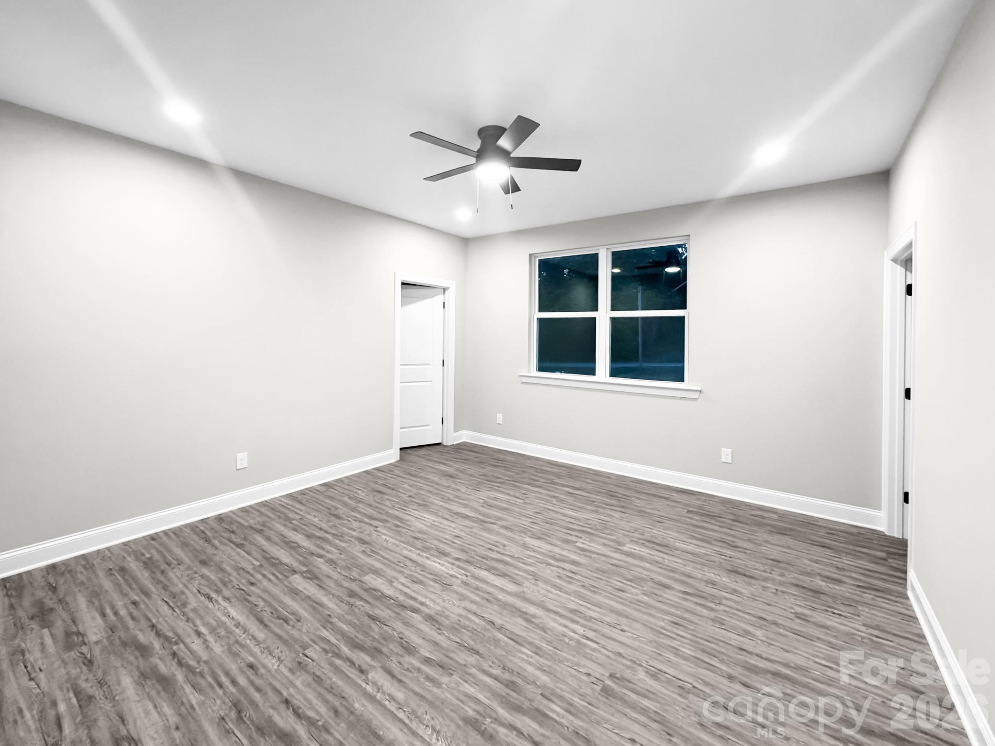 420 Killian Avenue — Mount Holly