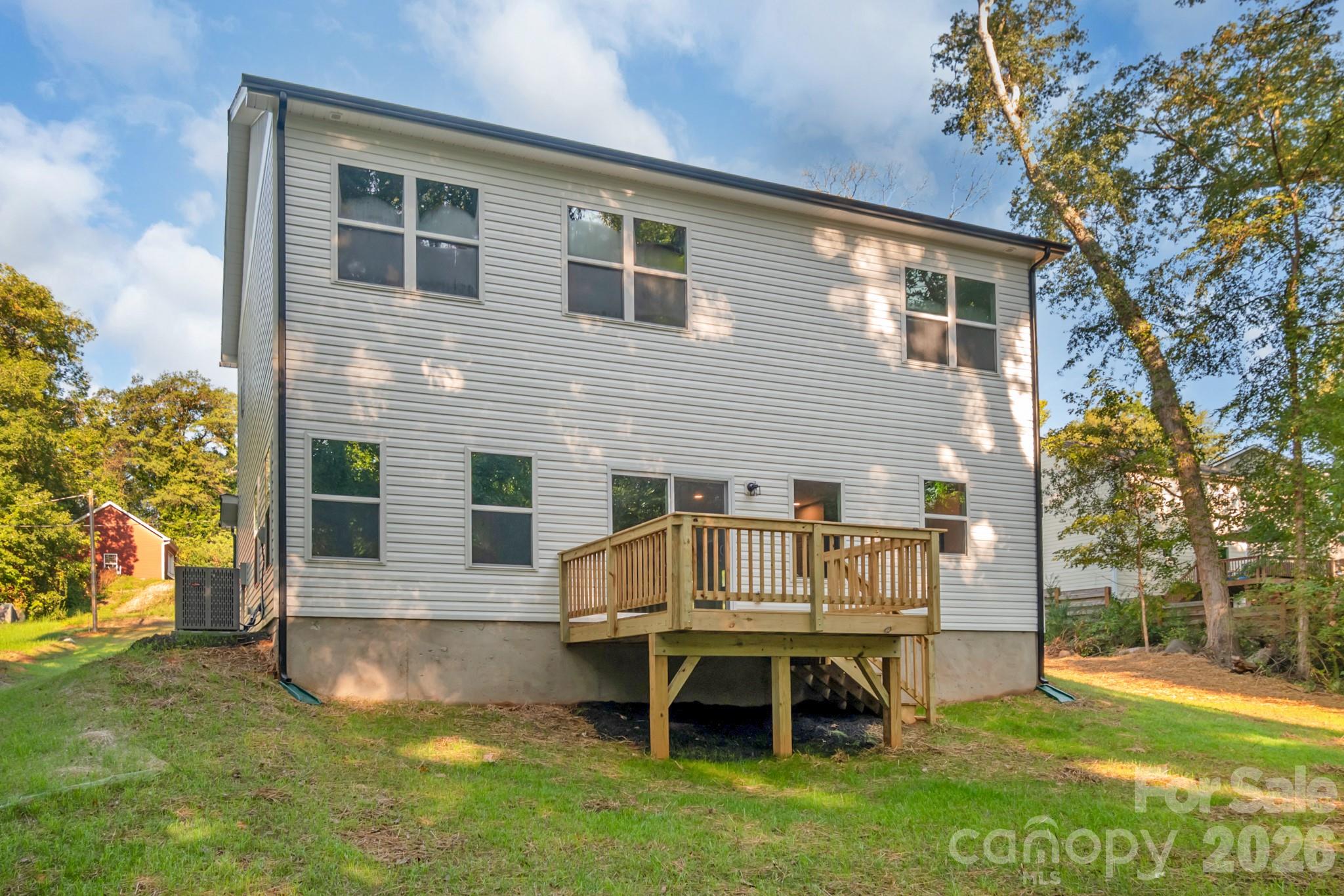 420 Killian Avenue — Mount Holly