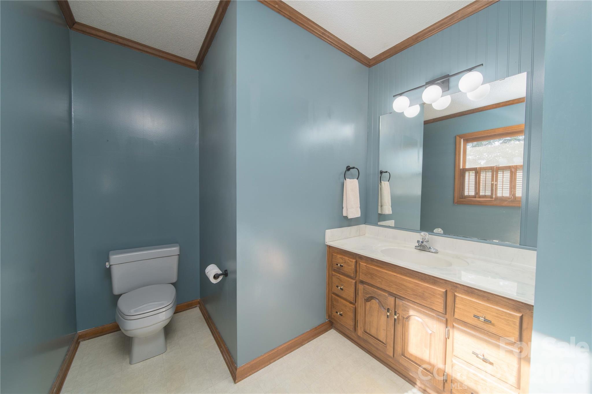 614 Salisbury Street — Rockwell