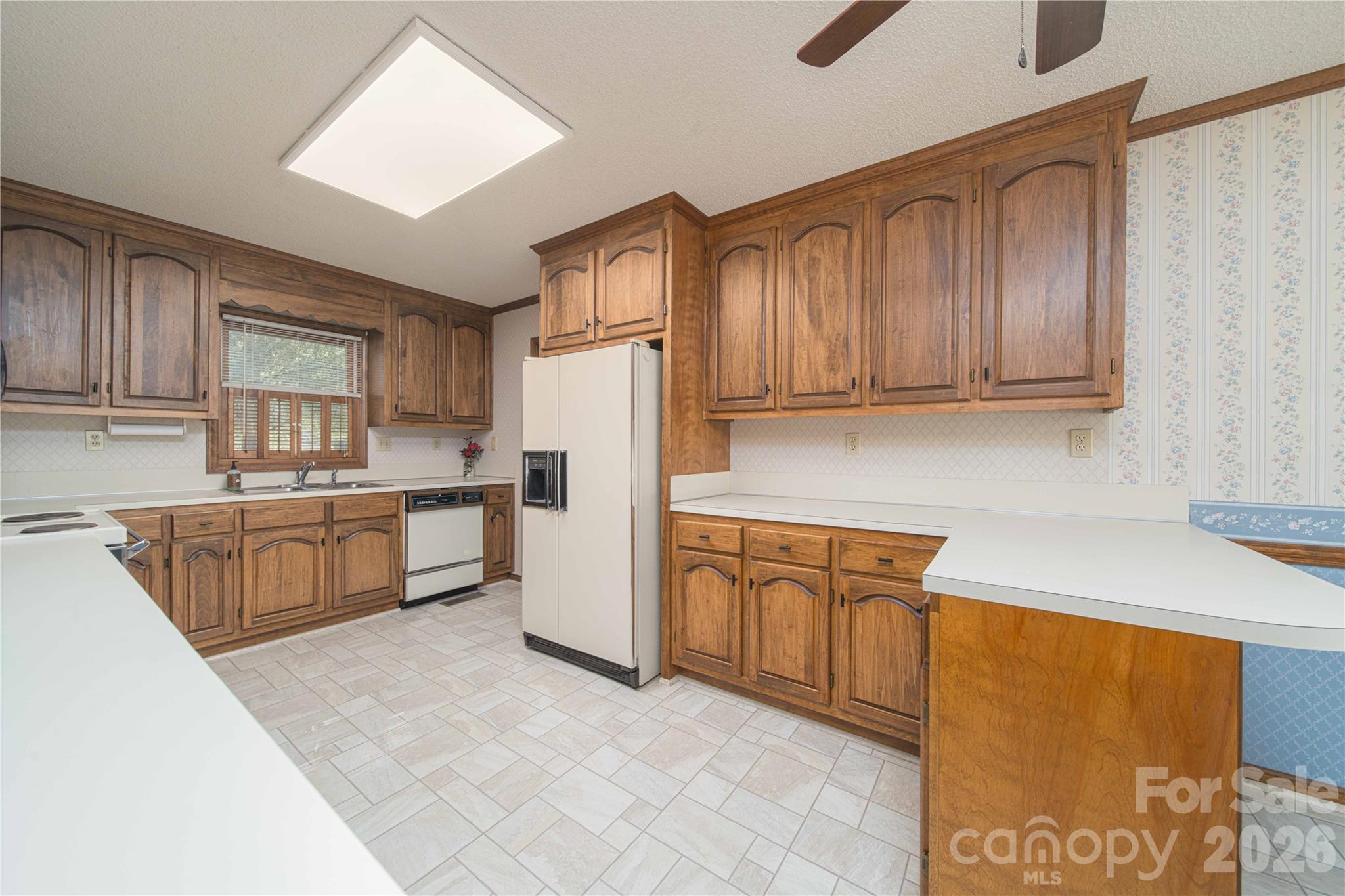614 Salisbury Street — Rockwell