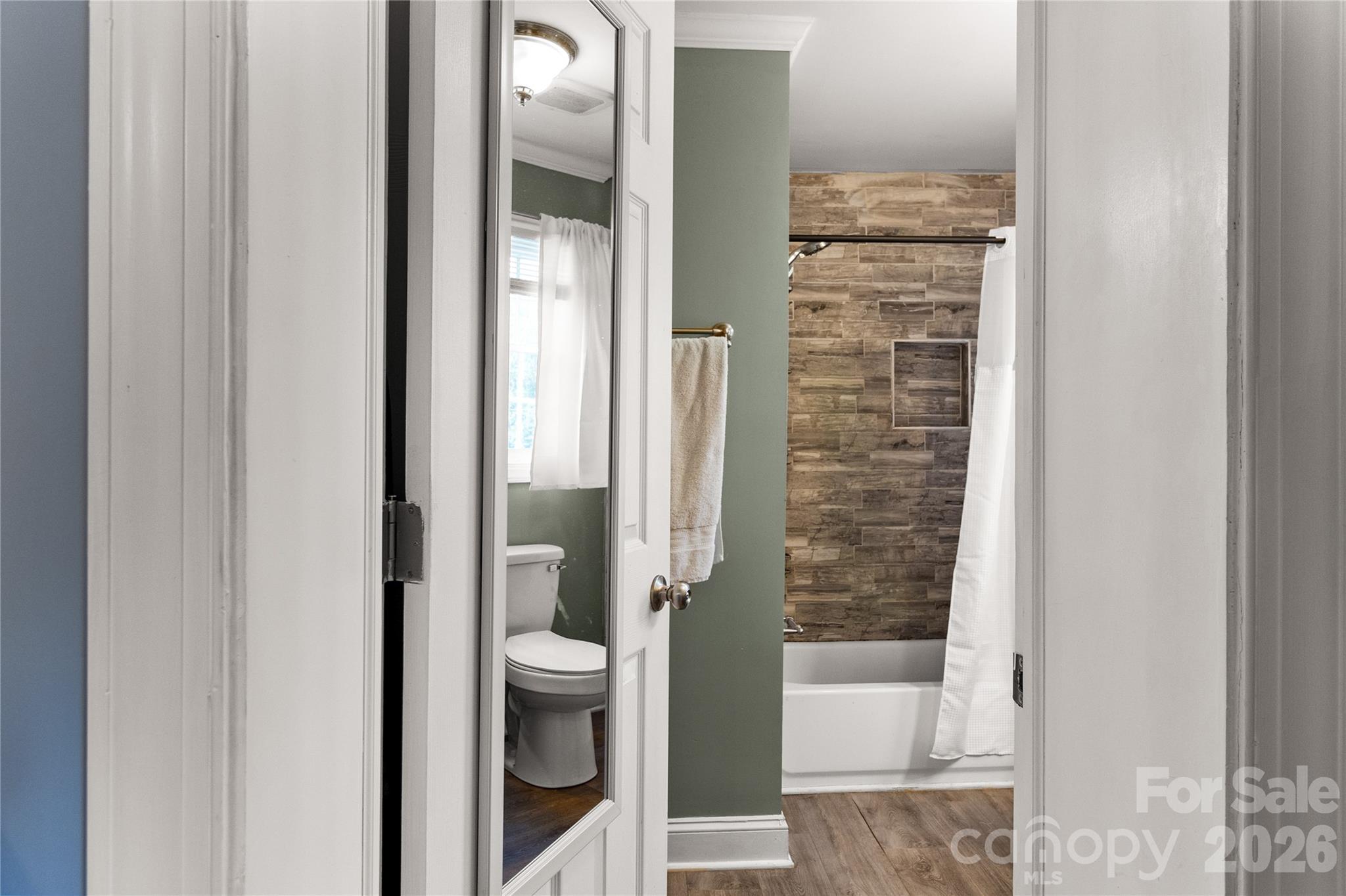 3601 Chapelwood Drive — Gastonia