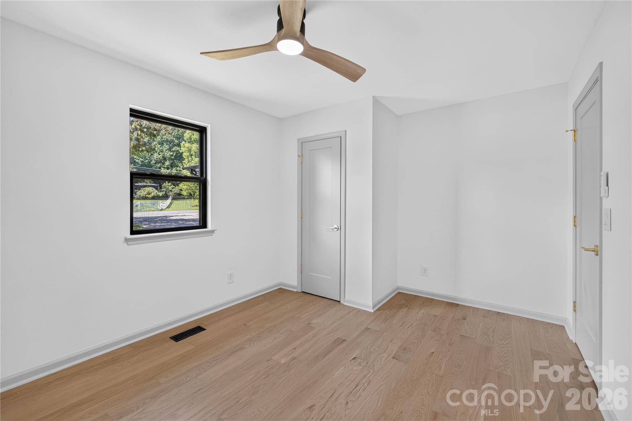 129 Mooreland Road — Mooresville