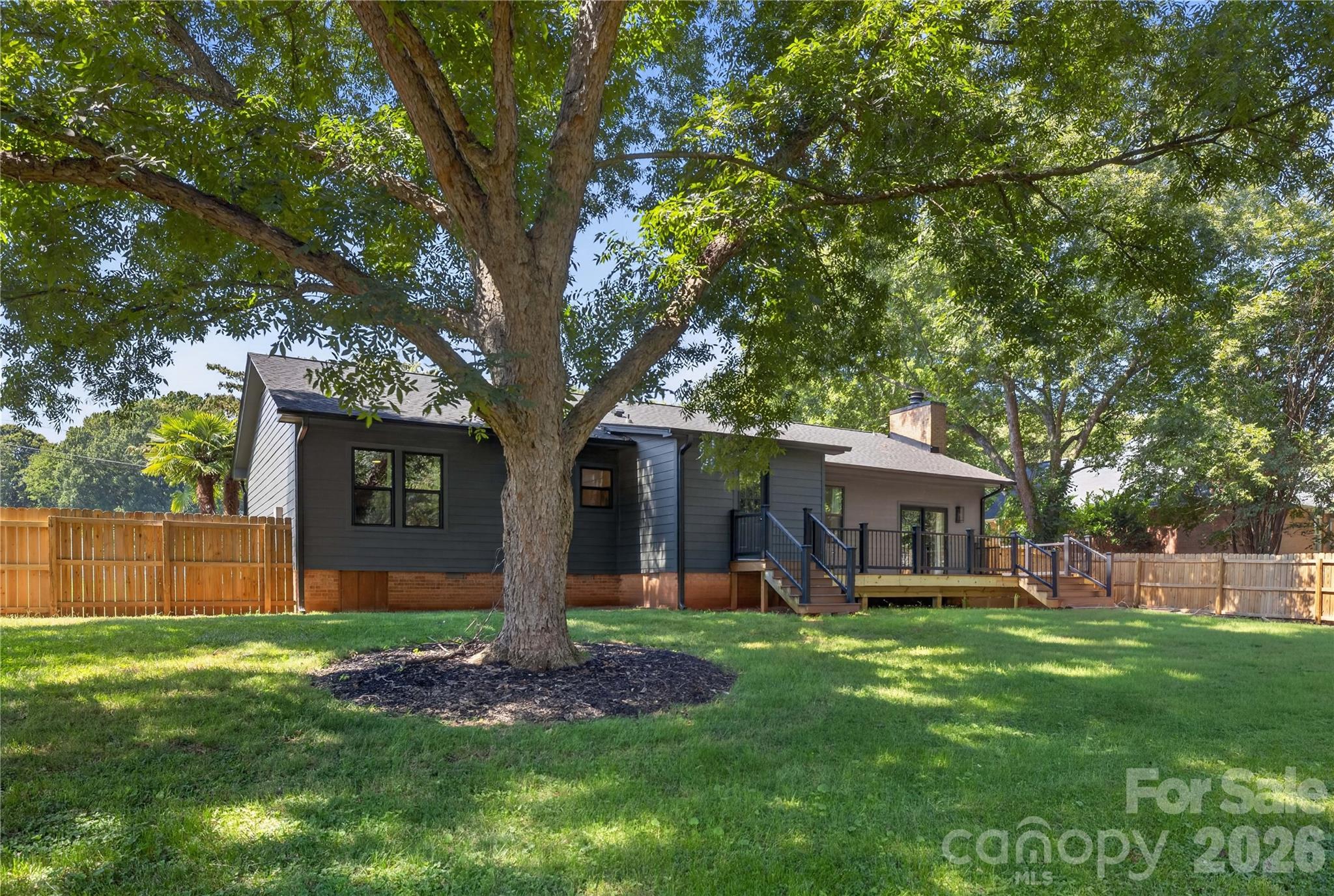 129 Mooreland Road — Mooresville