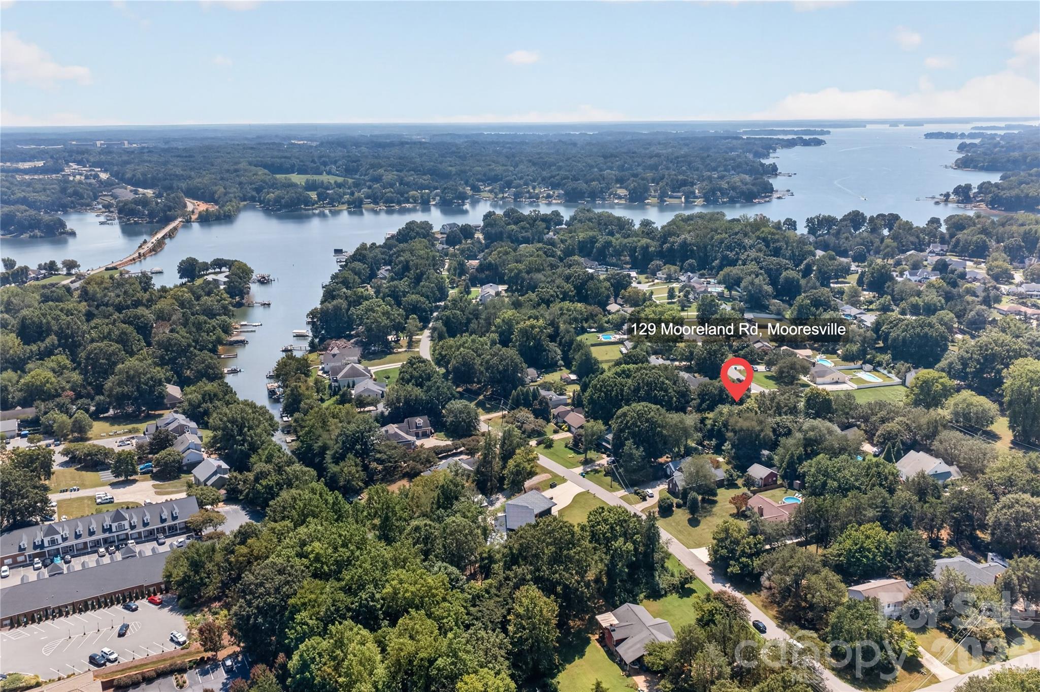 129 Mooreland Road — Mooresville