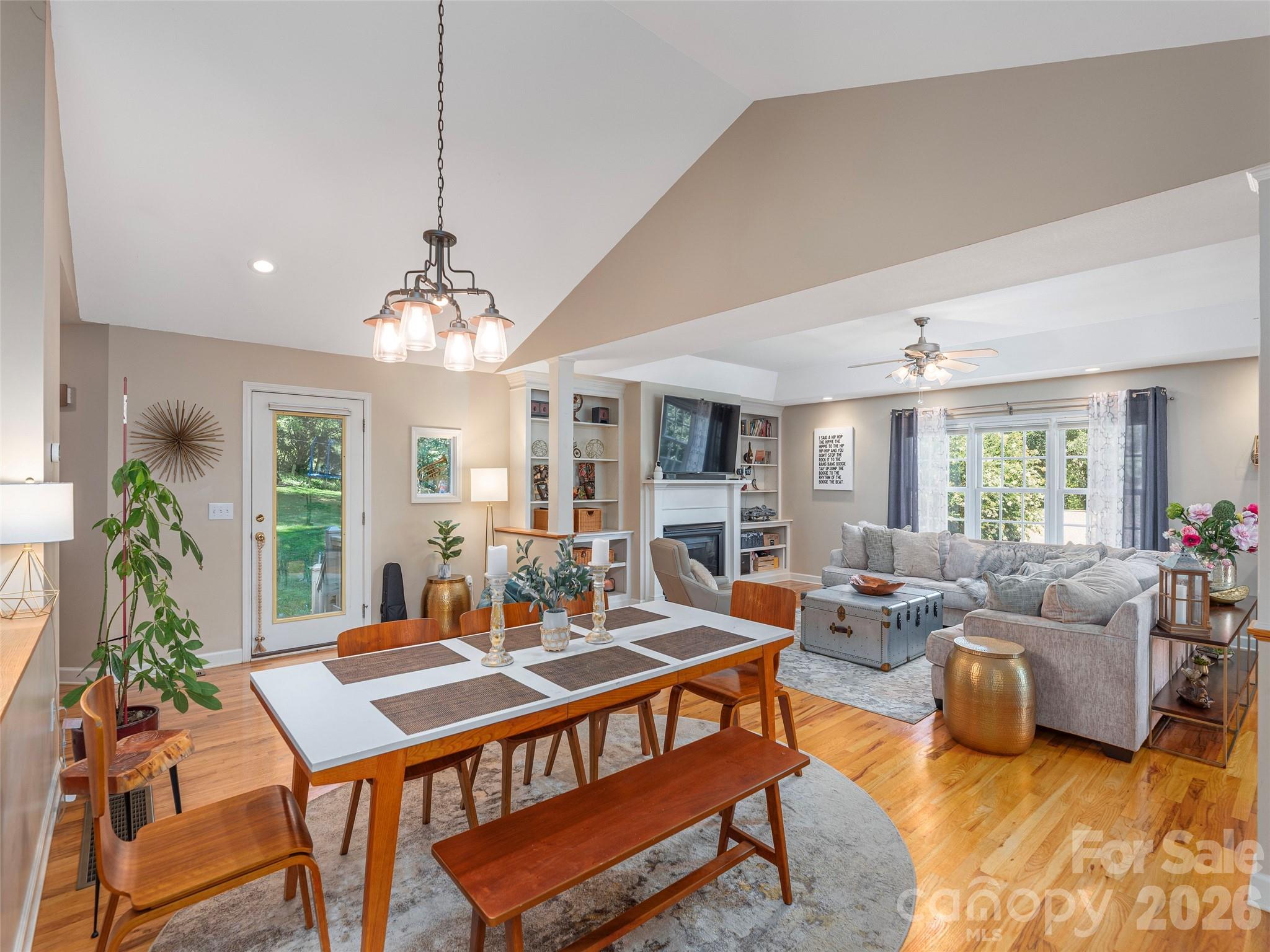 105 Deer Glade Lane — Waynesville
