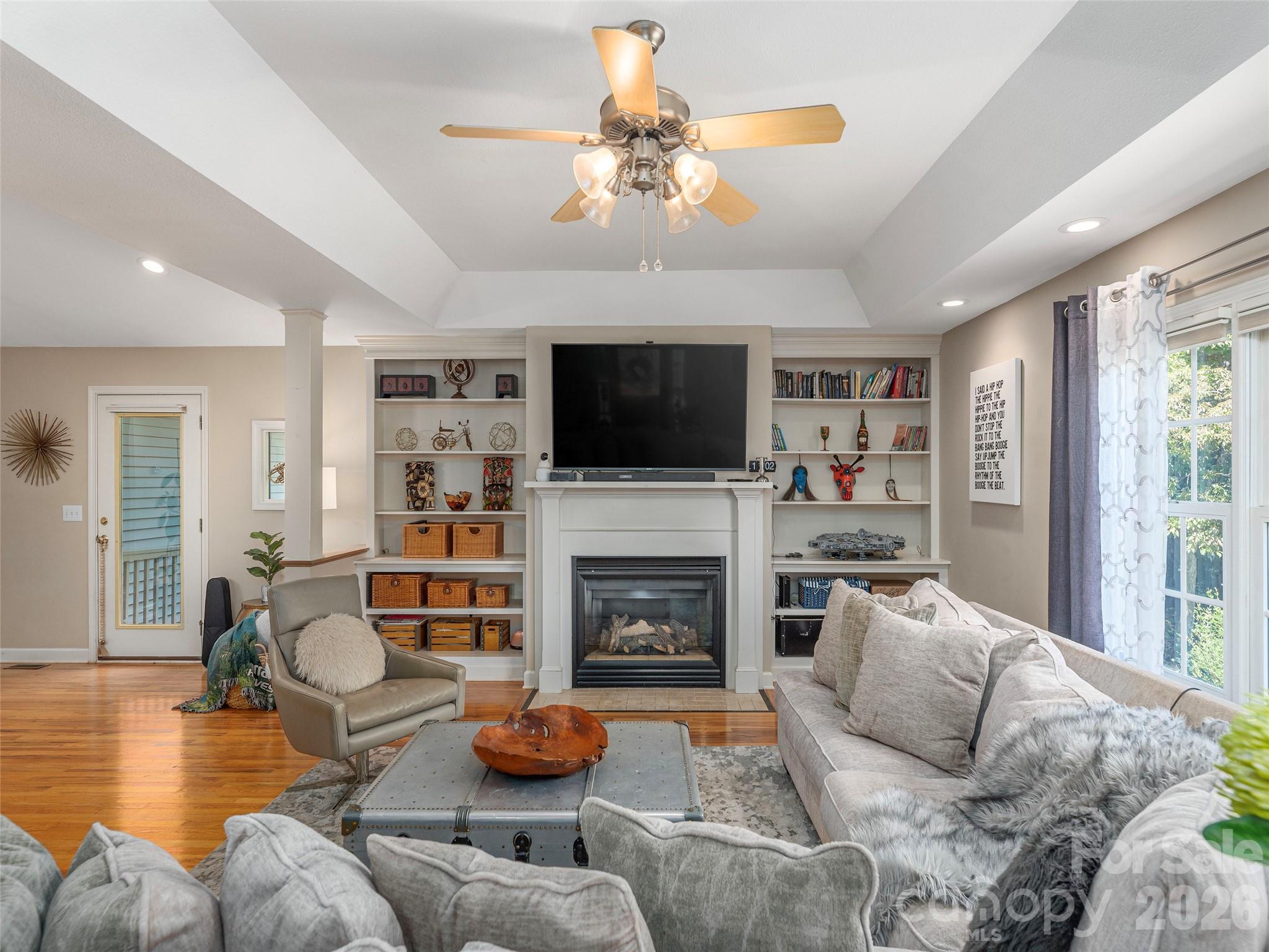 105 Deer Glade Lane — Waynesville