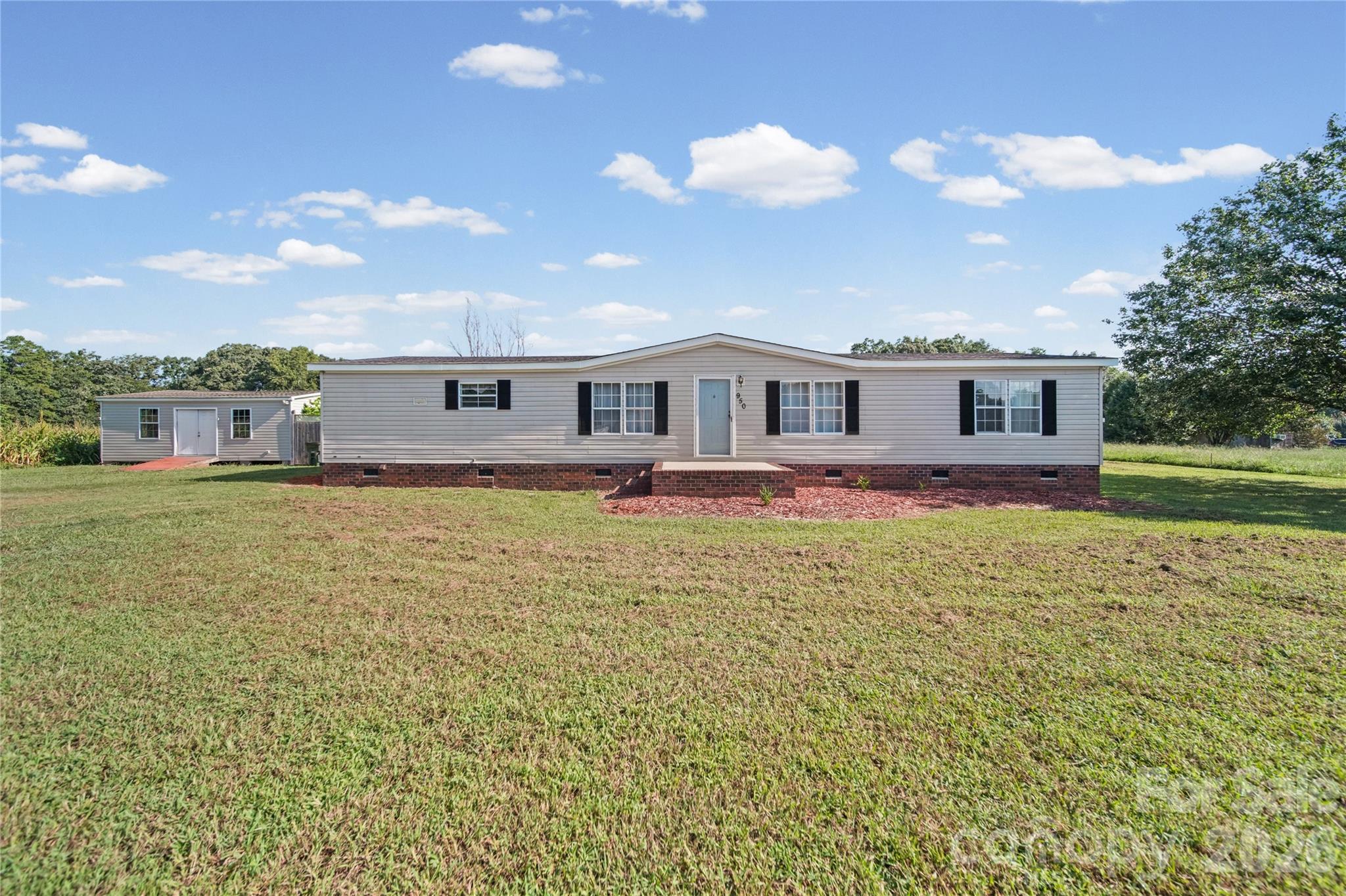 950 Weaver Road — China Grove