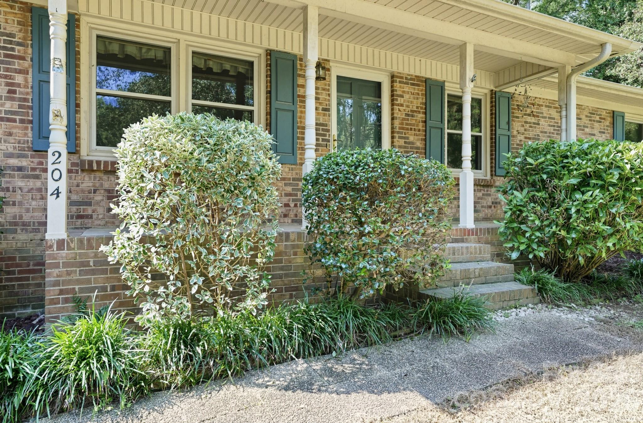 204 Redding Road — Stanley