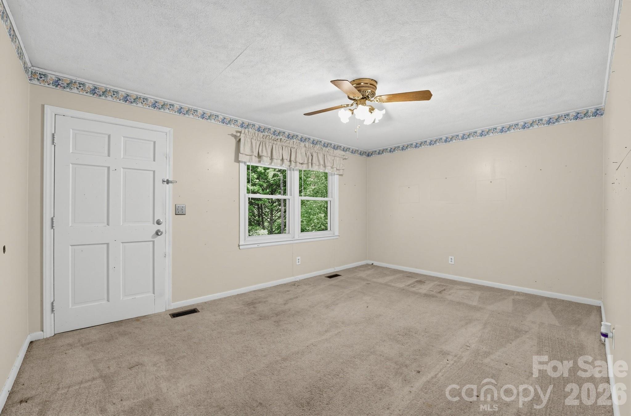 204 Redding Road — Stanley