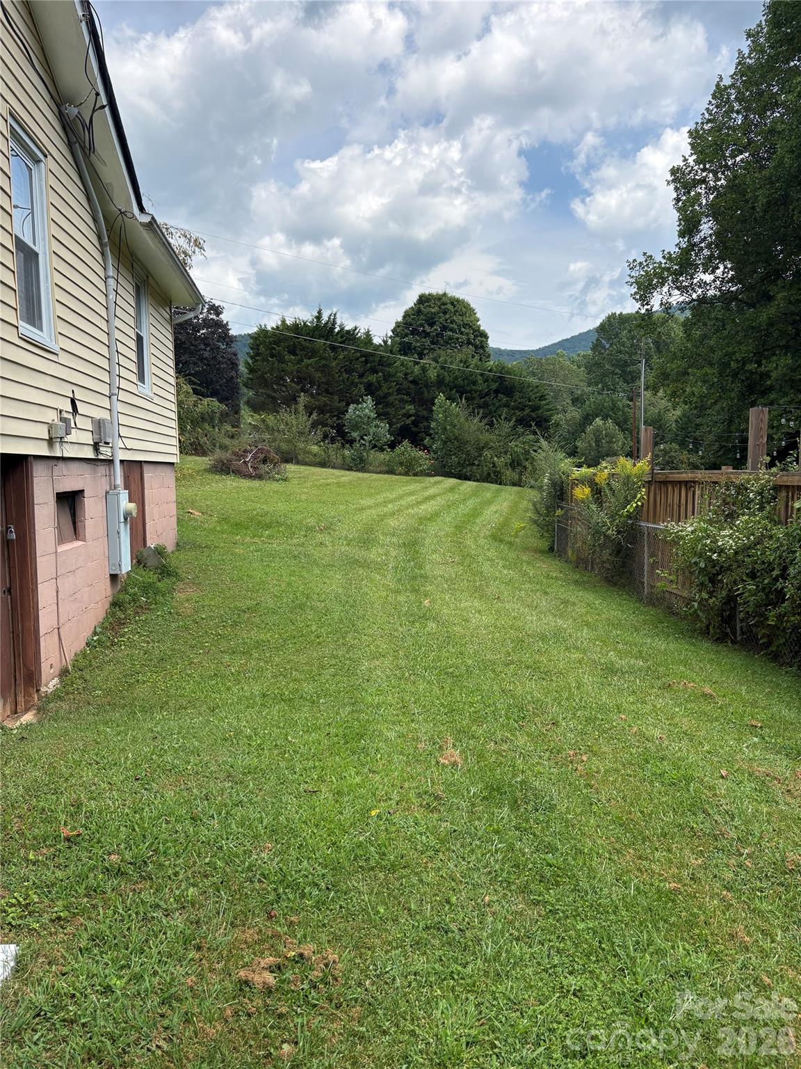 408 McCoy Cove Road — Black Mountain