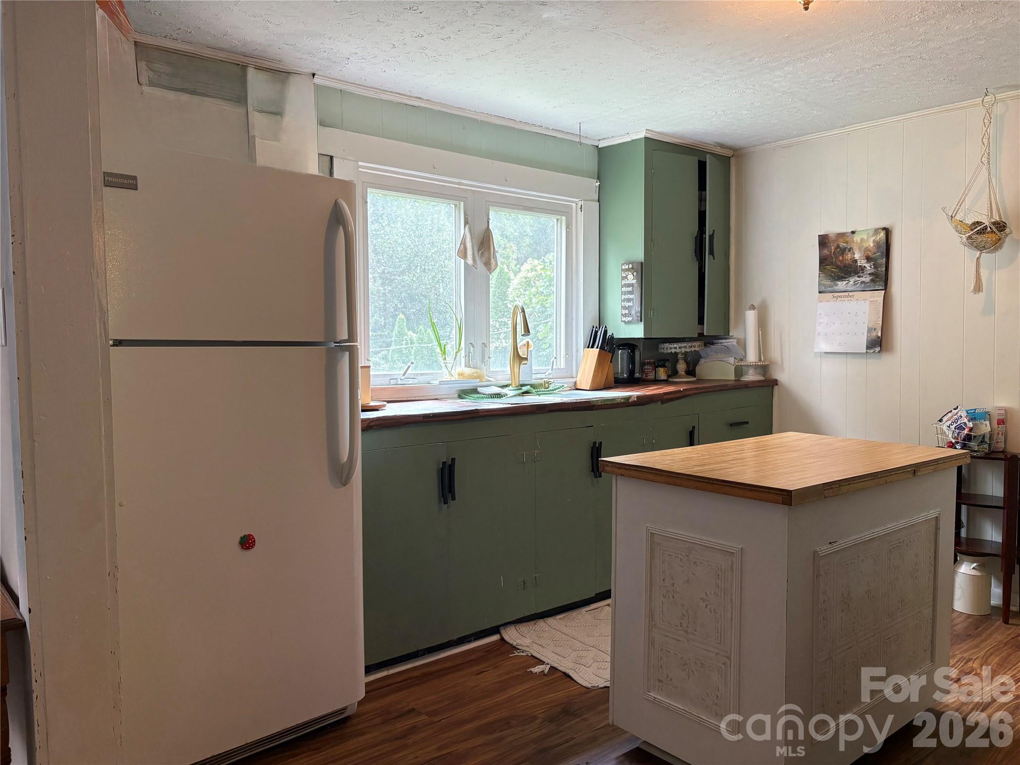 408 McCoy Cove Road — Black Mountain