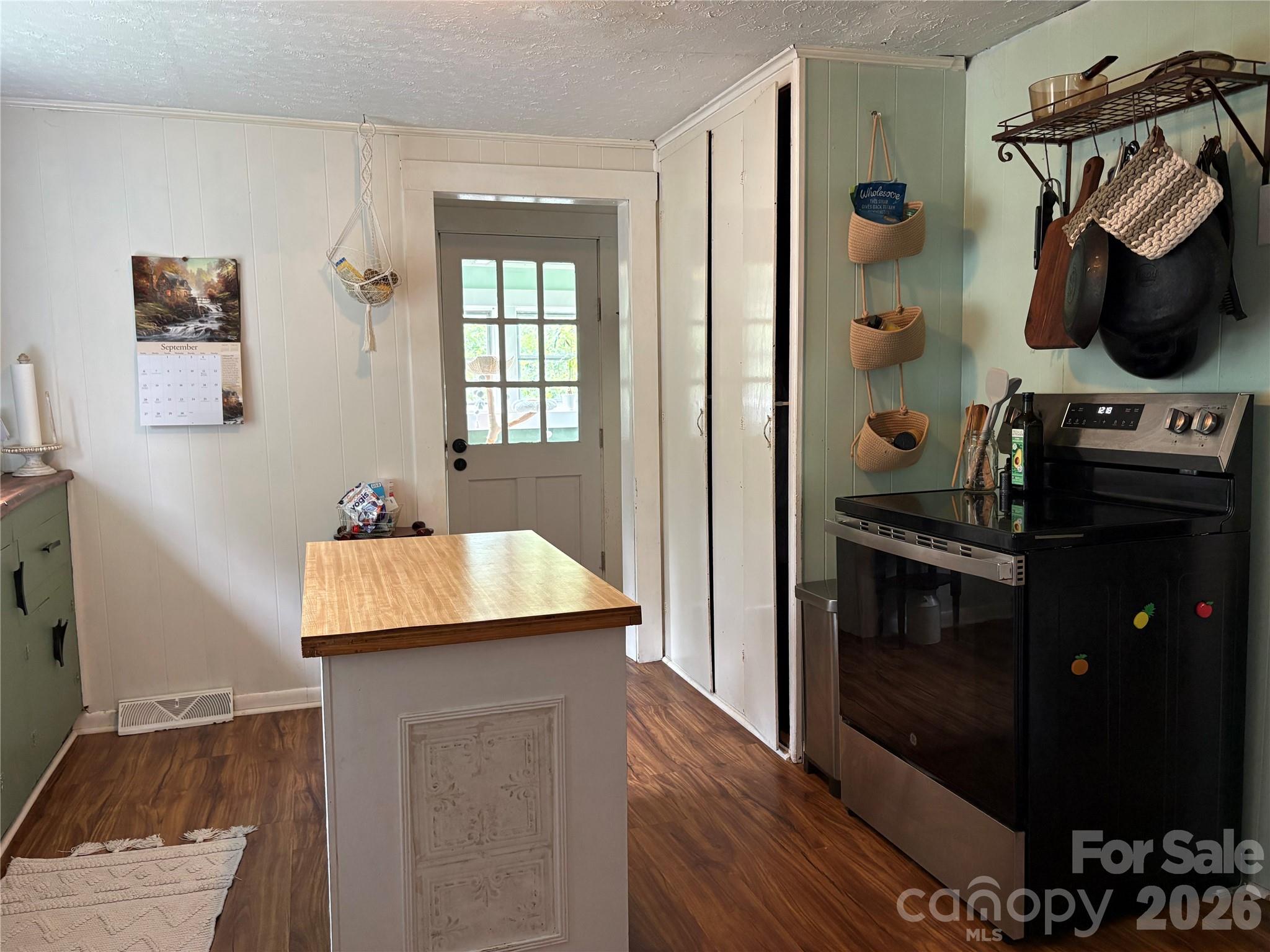 408 McCoy Cove Road — Black Mountain