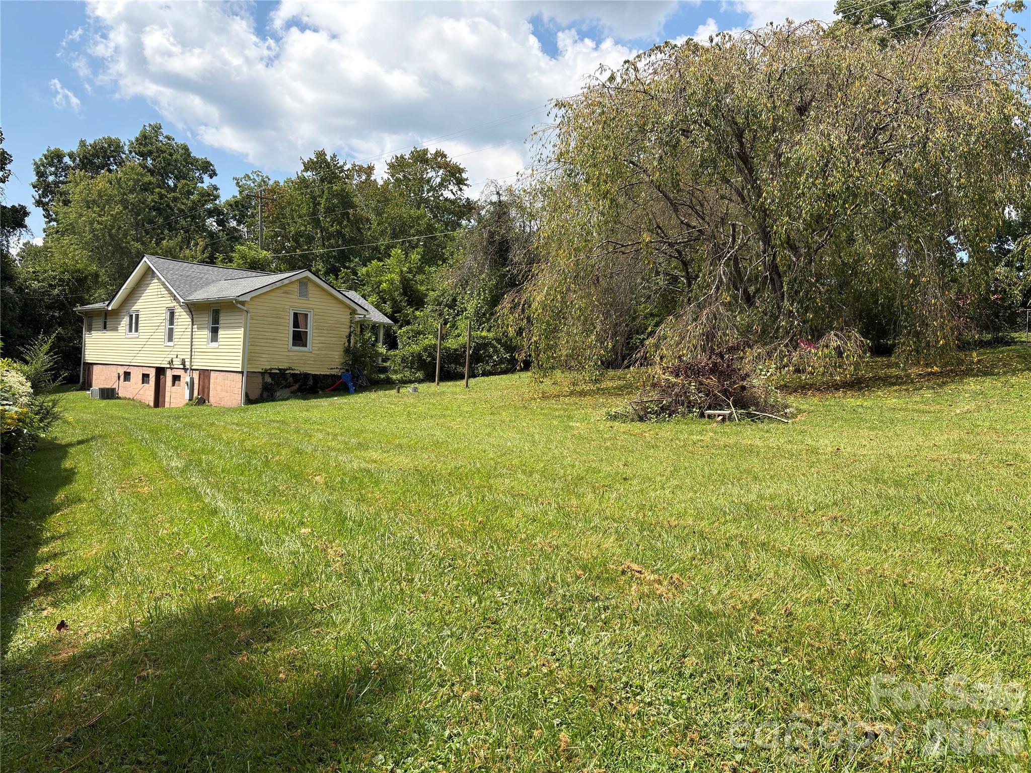 408 McCoy Cove Road — Black Mountain