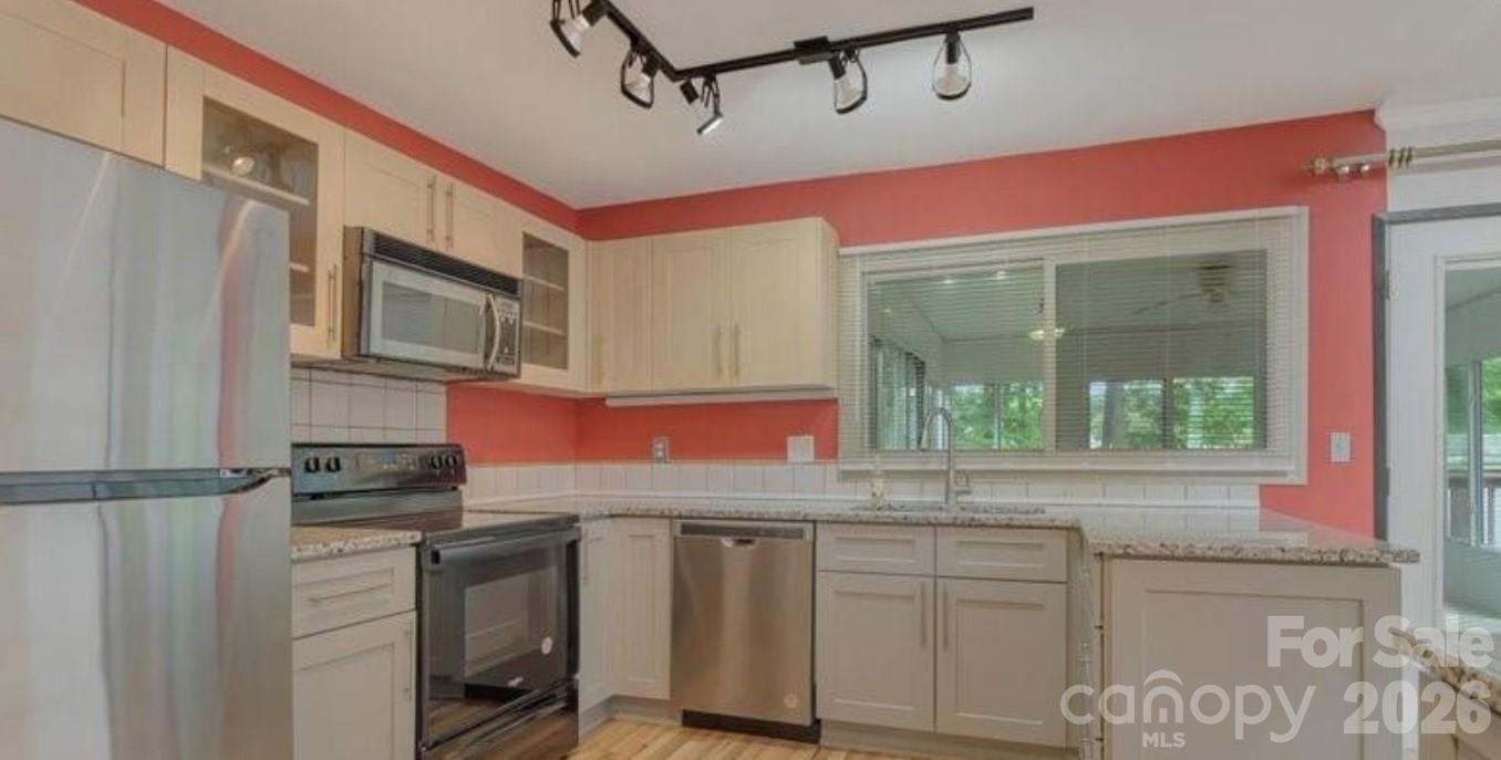 7312 Barcliff Drive — Charlotte
