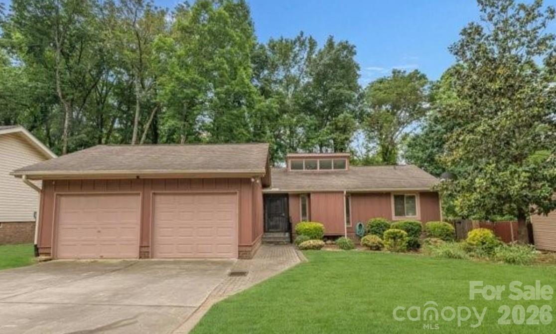 7312 Barcliff Drive — Charlotte