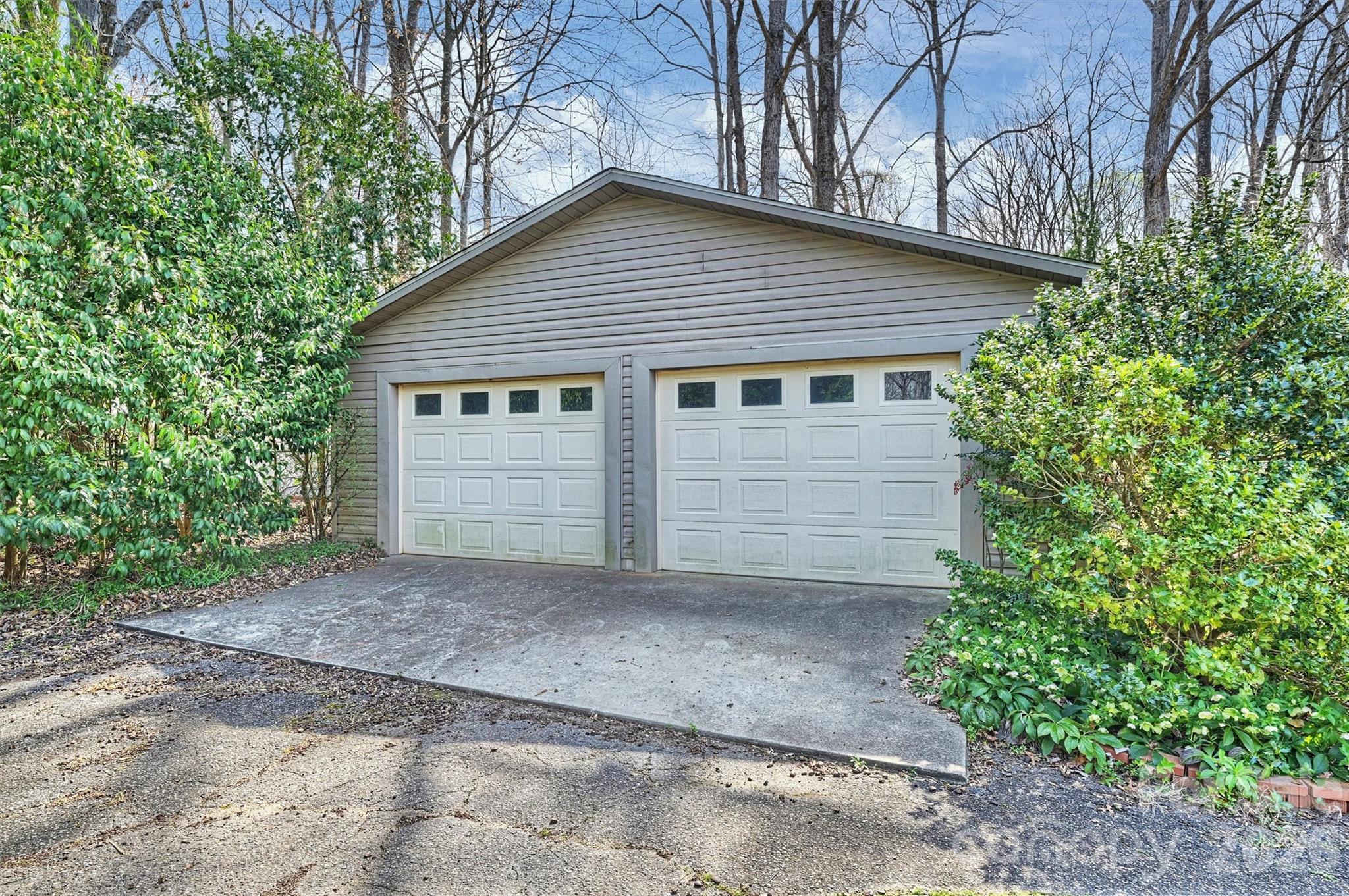 9436 Glen Brook Drive — Charlotte