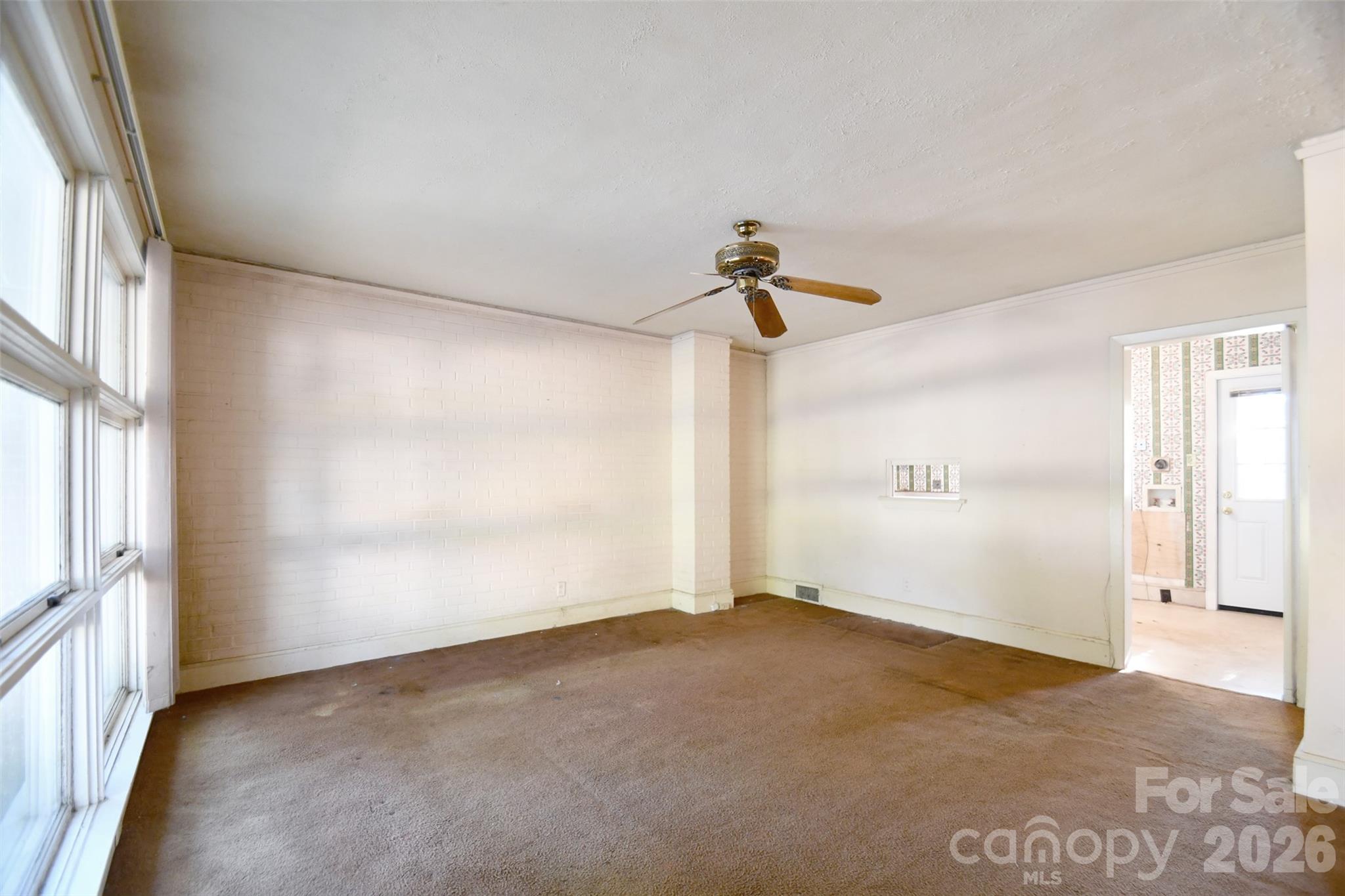 4547 Woodlark Lane — Charlotte