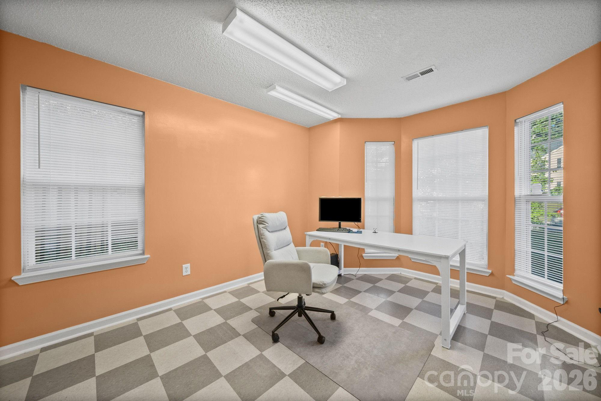 6414 Goldenblush Circle — Charlotte