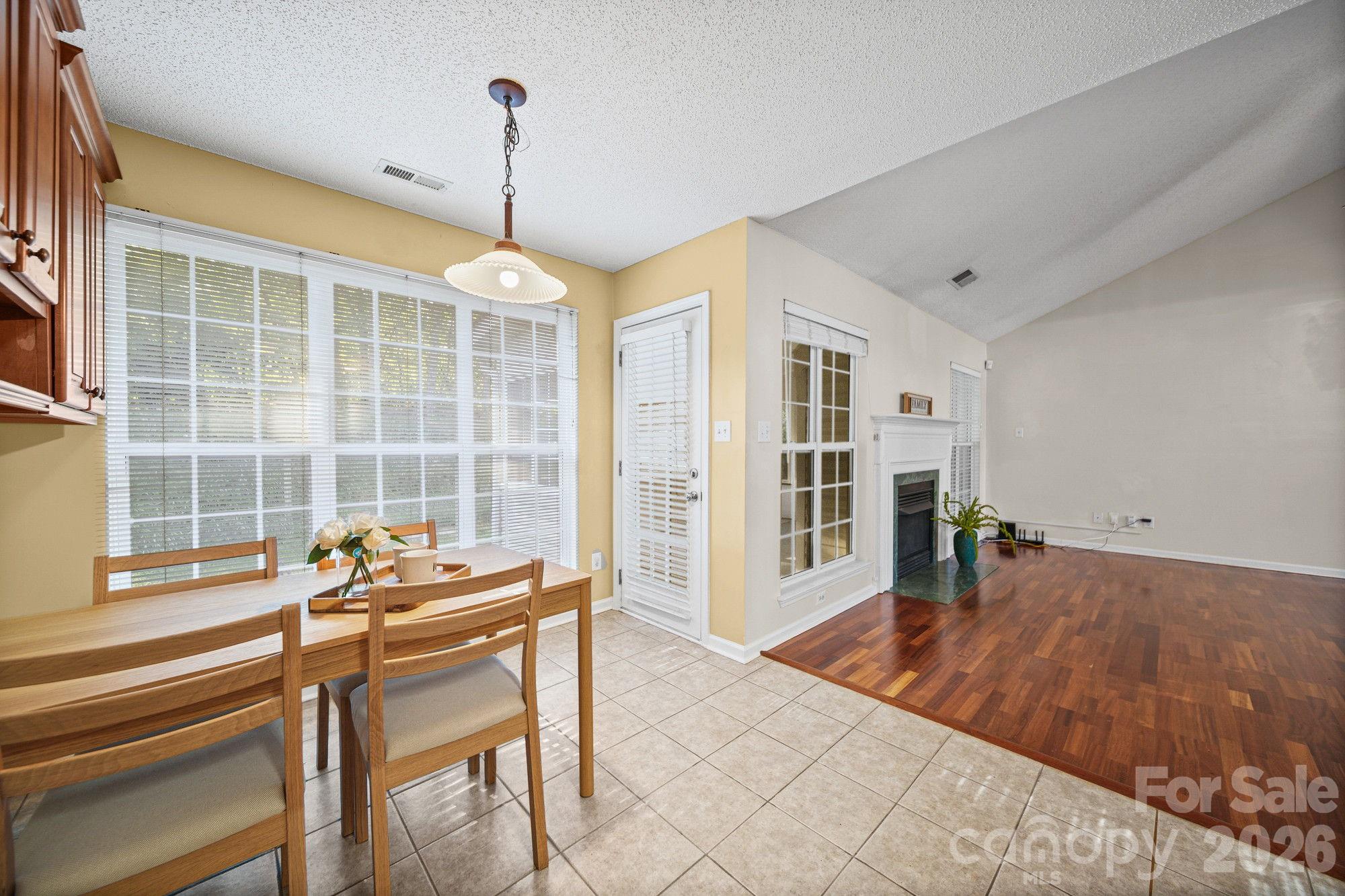 6414 Goldenblush Circle — Charlotte