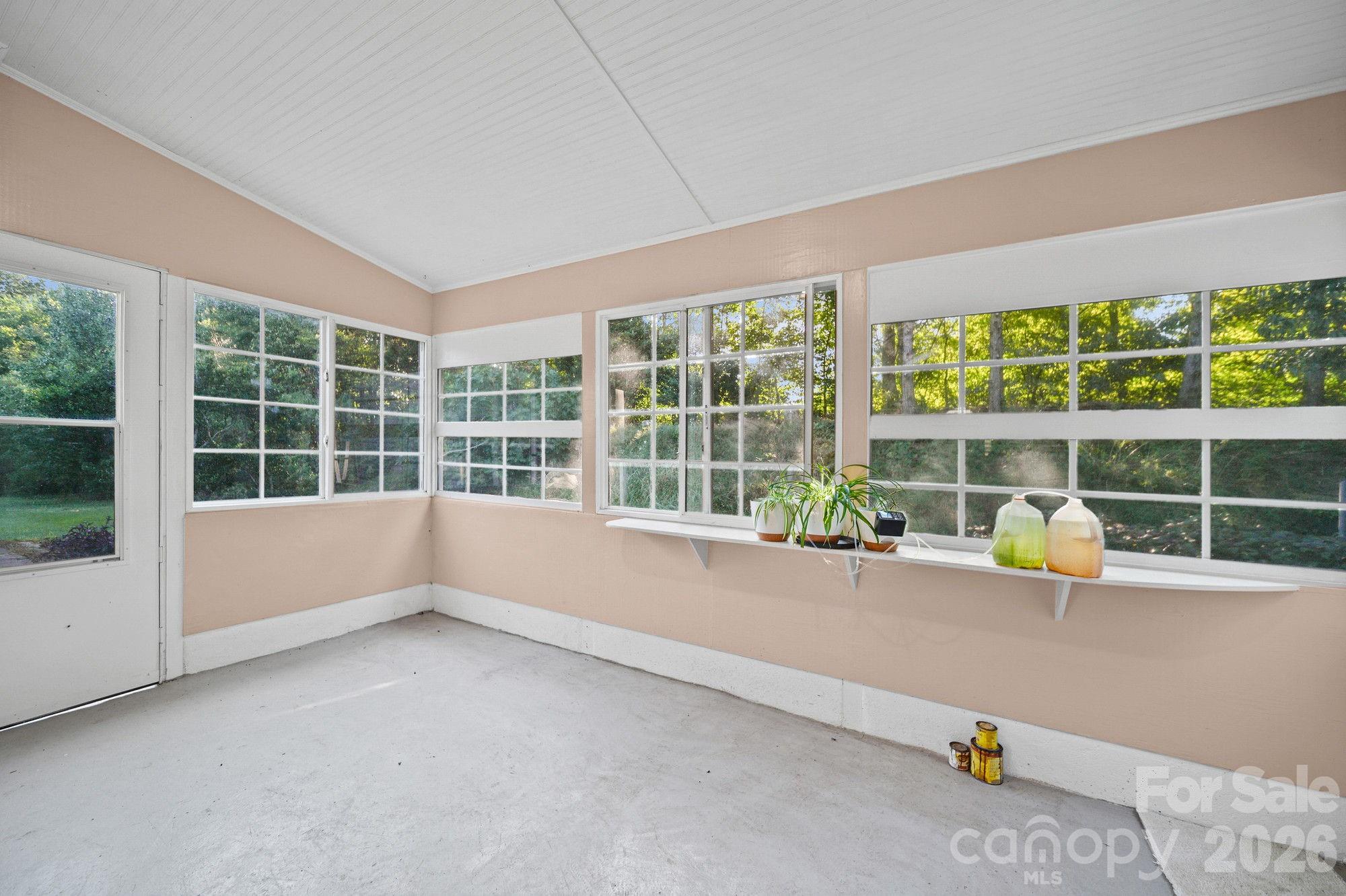 6414 Goldenblush Circle — Charlotte