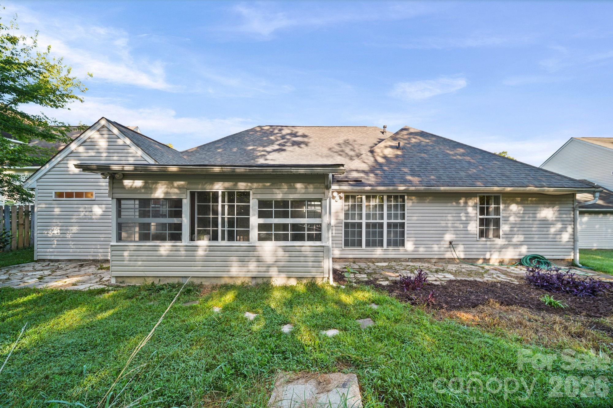 6414 Goldenblush Circle — Charlotte