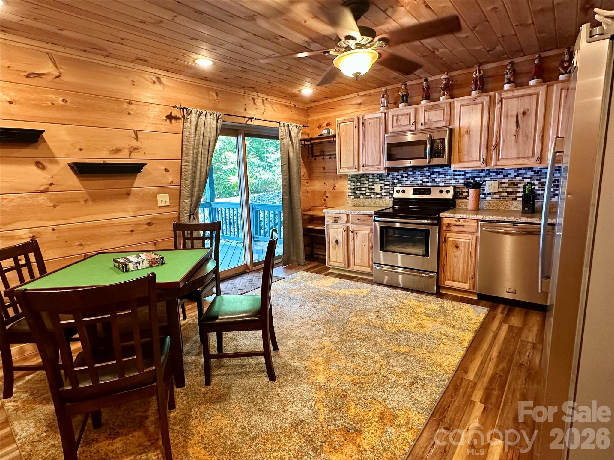 188 Lexington Drive #24 — Fleetwood