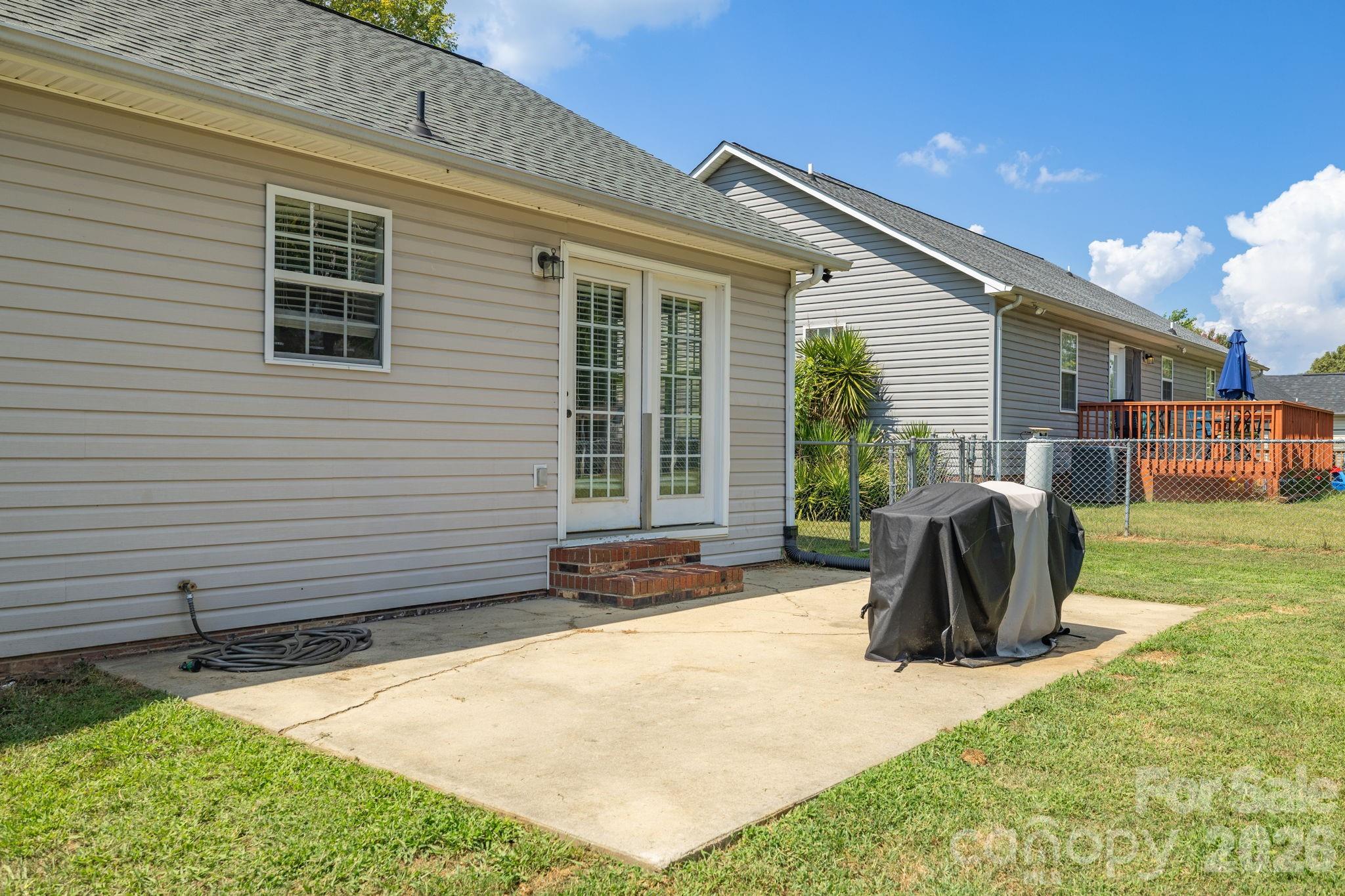 21 Oak Meadow Lane — Thomasville