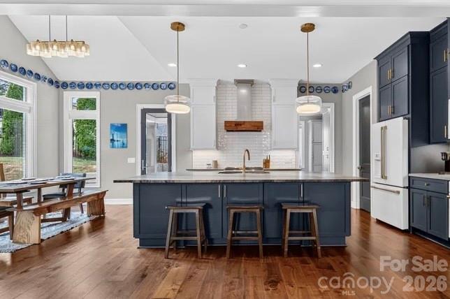 842 Linda Lane — Charlotte
