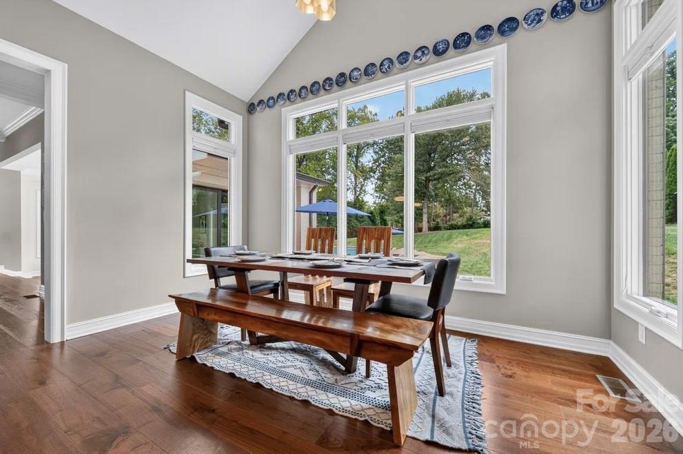 842 Linda Lane — Charlotte