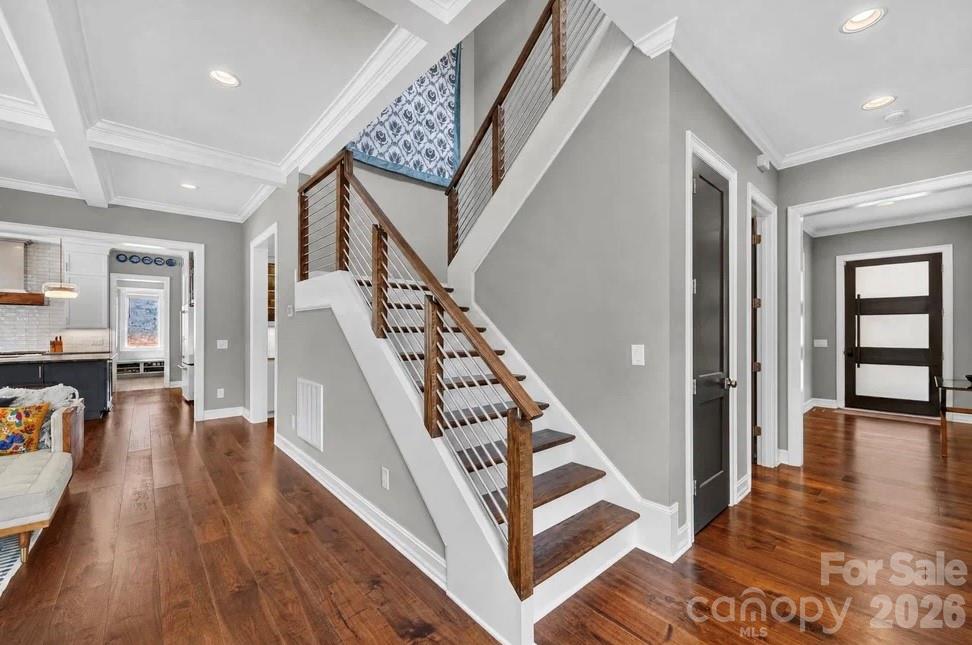 842 Linda Lane — Charlotte