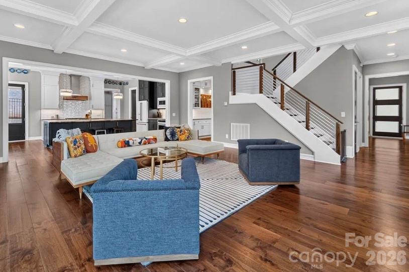 842 Linda Lane — Charlotte